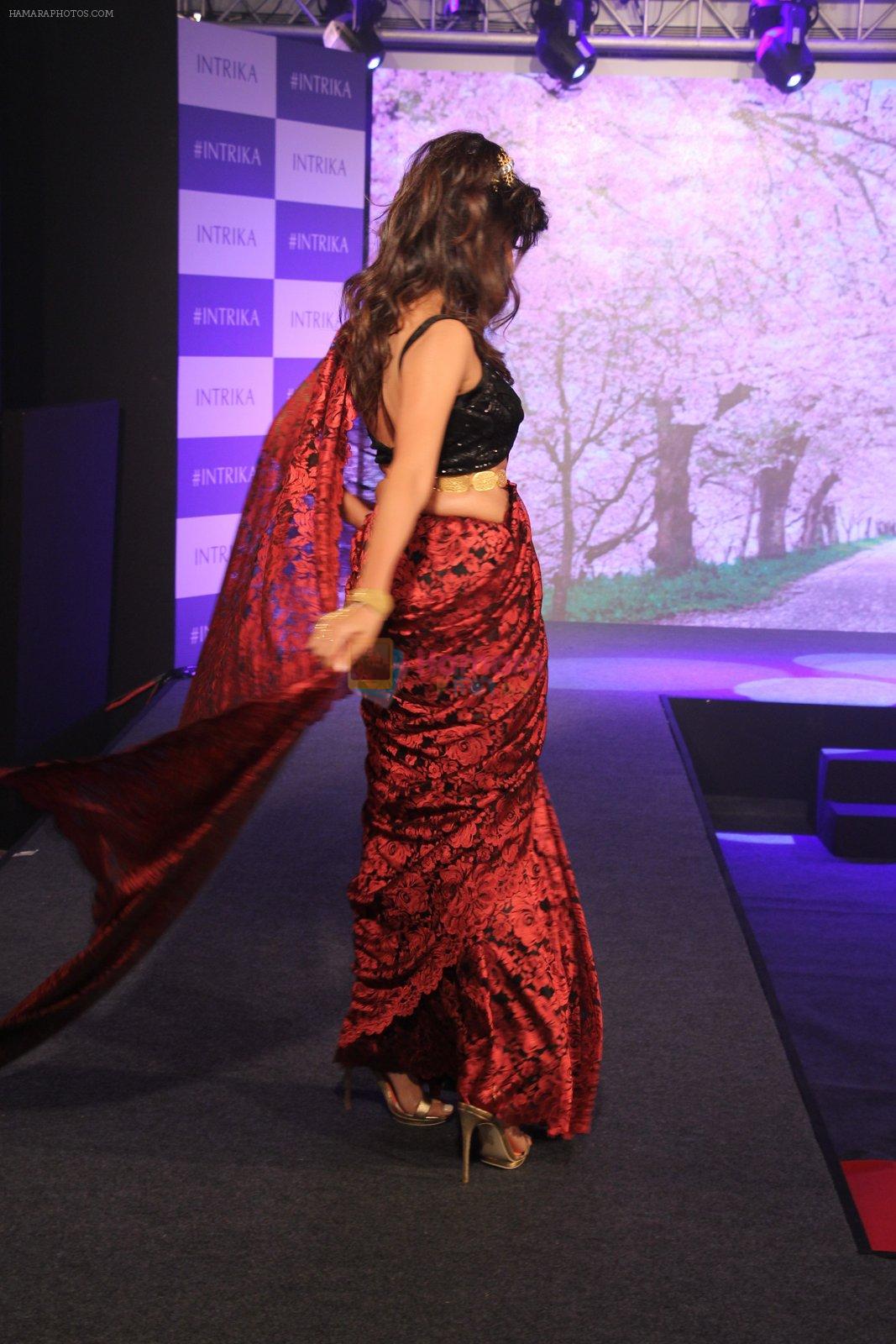 Chitrangada Singh walks for Intrika Show on 9th Nov 2016
