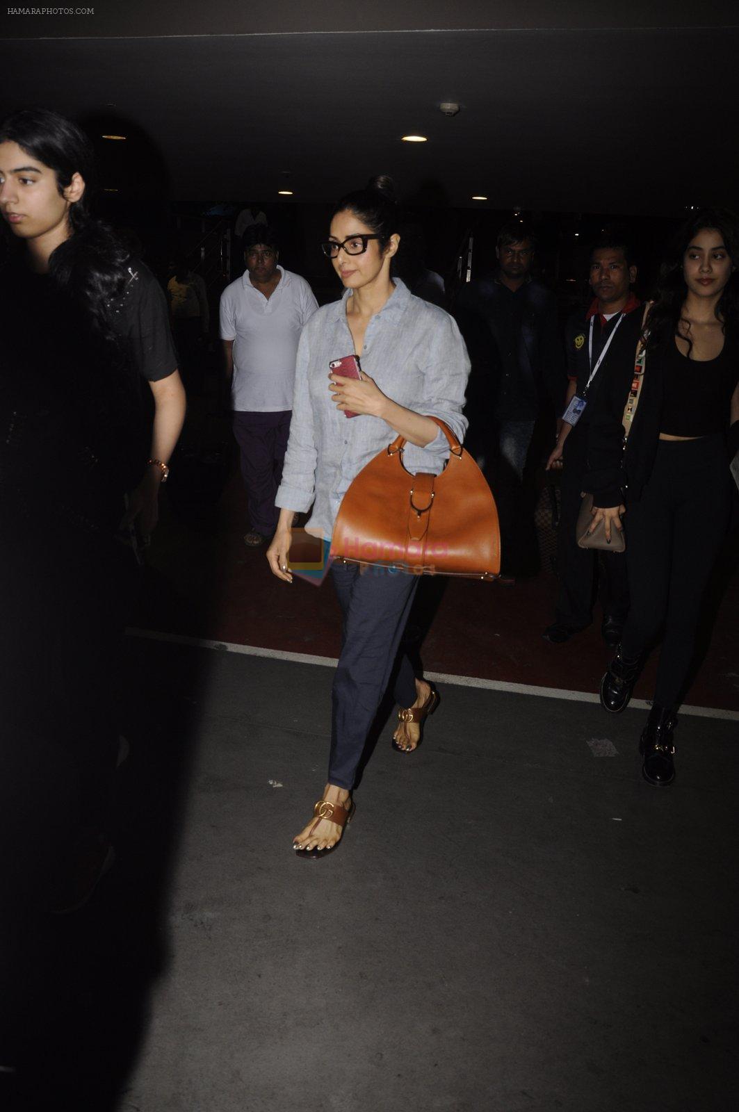 Sridevi snapped at airport on 14th Nov 2016