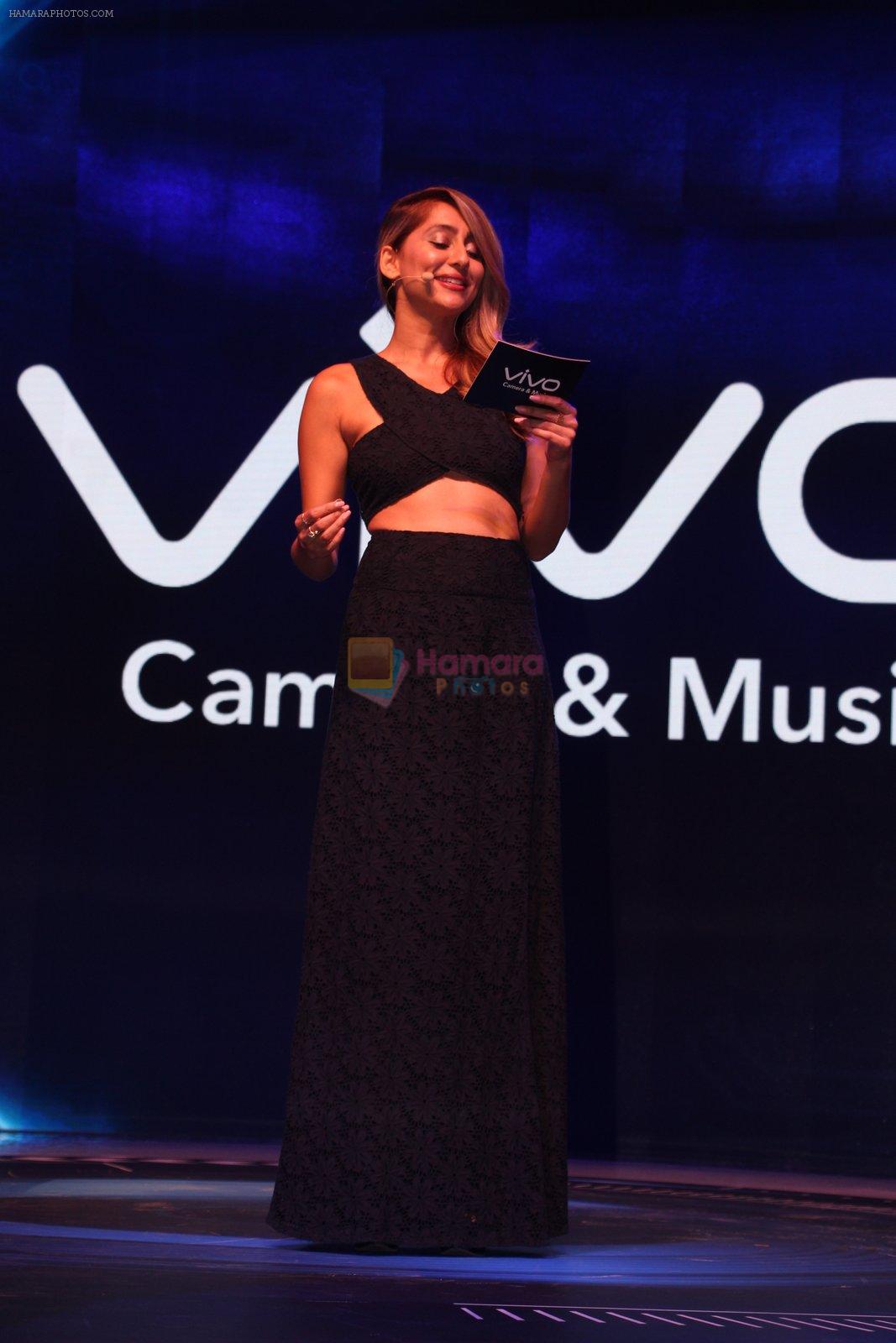 Anusha Dandekar at Vivo mobile launch in Mumbai on 15th Nov 2016