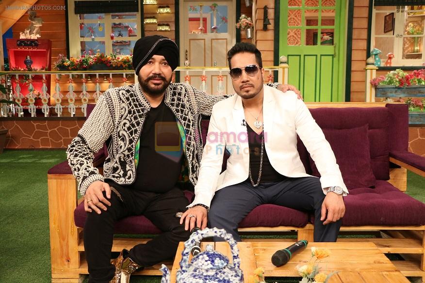 Daler Mehndi and Mika on The Kapil Sharma Show on 16th Nov 2016