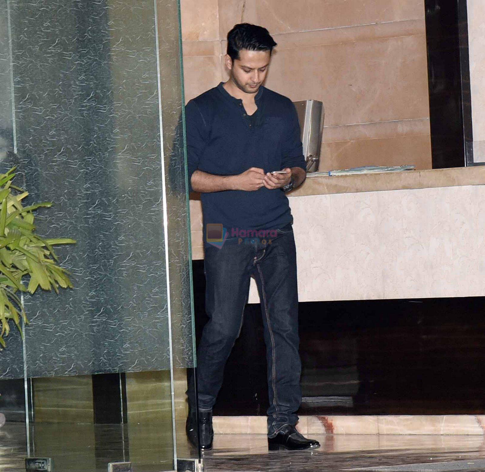 Vatsal Seth at Arpita Khan anniversary bash in Mumbai on 17th Nov 2016