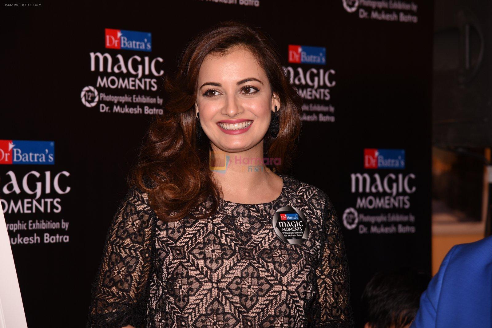 Dia Mirza at Dr Mukesh Batra photo exhibition and calendar launch on 6th Dec 2016