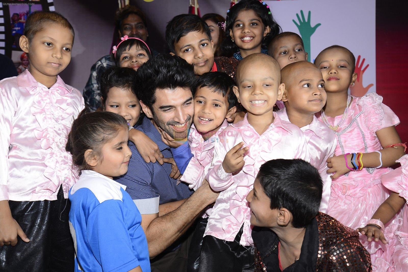 Aditya Roy Kapoor spends his day with cancer kids at Tata Mermorial Hospital on 18th Dec 2016