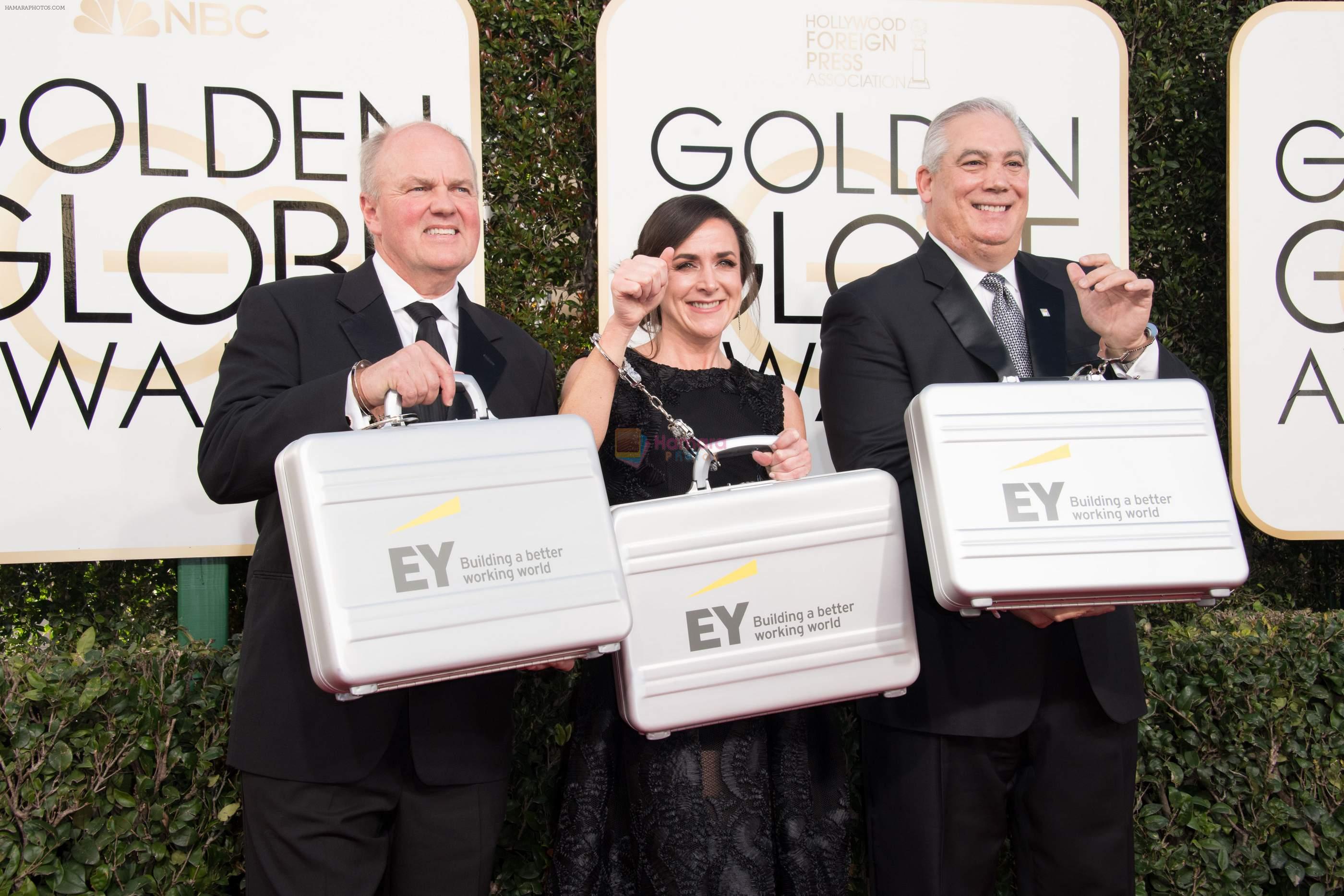 celeb at 74th Golden Globe Awards on 8th Jan 2017