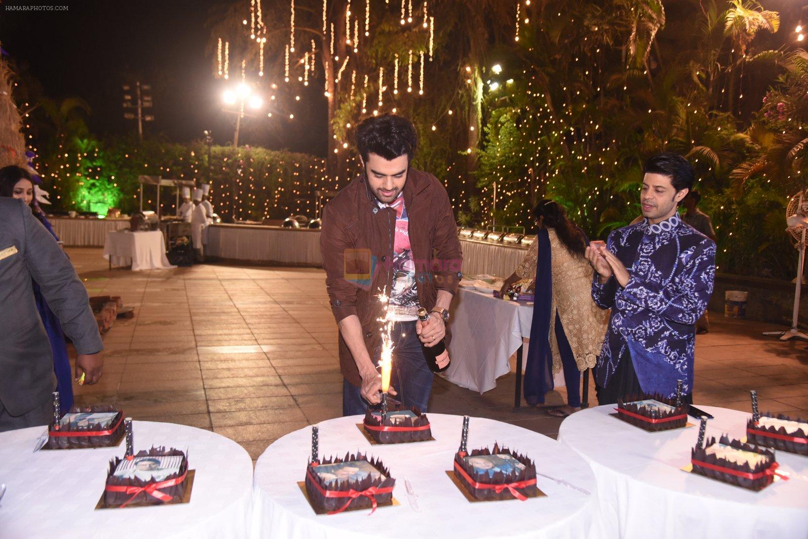 Manish Paul at Roopa and Mitali Vohra's Lohri and caledar launch on 13th Jan 2017