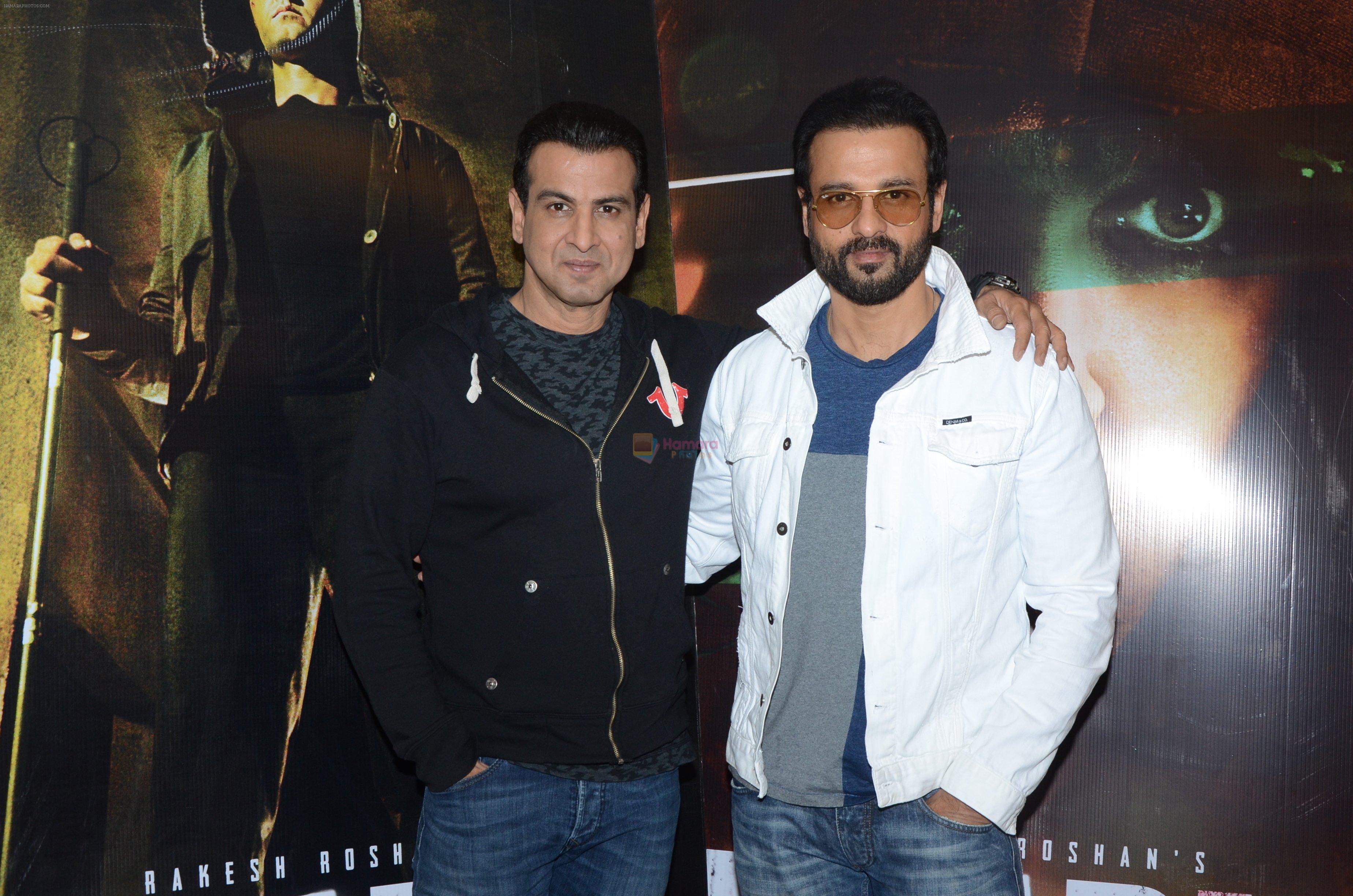 Rohit Roy, Ronit Roy at Kaabil interviews on 13th Jan 2017