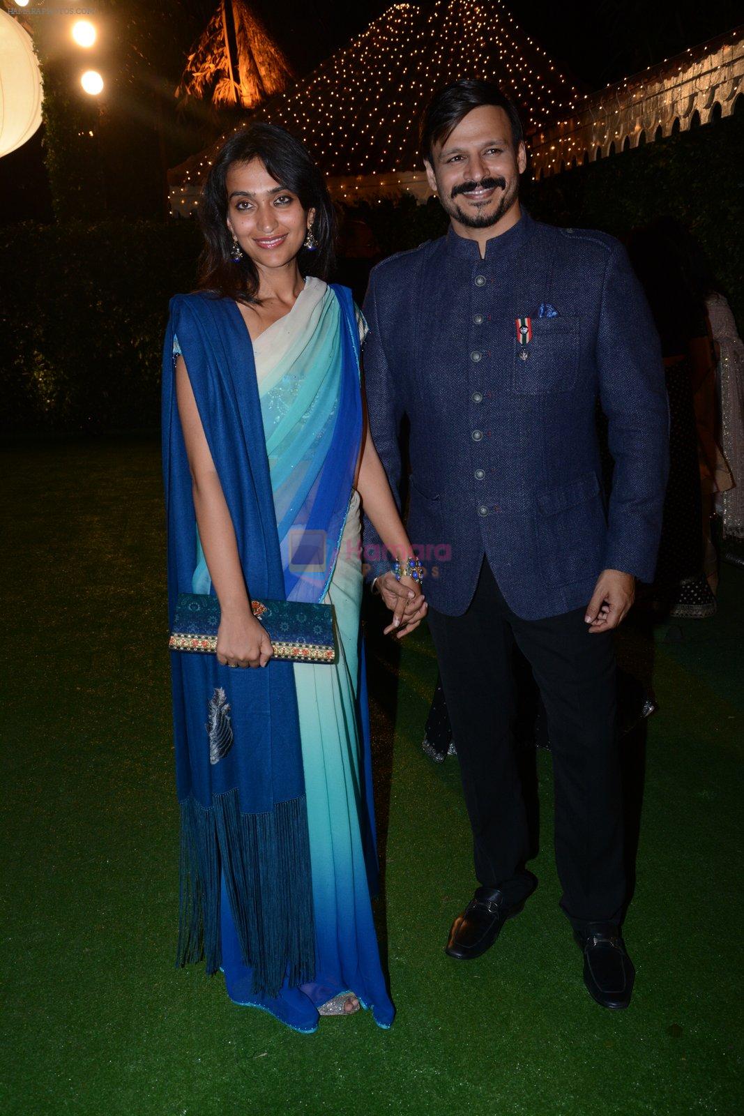 Vivek Oberoi at Ronnie Screwala daughter wedding reception on 20th Jan 2017