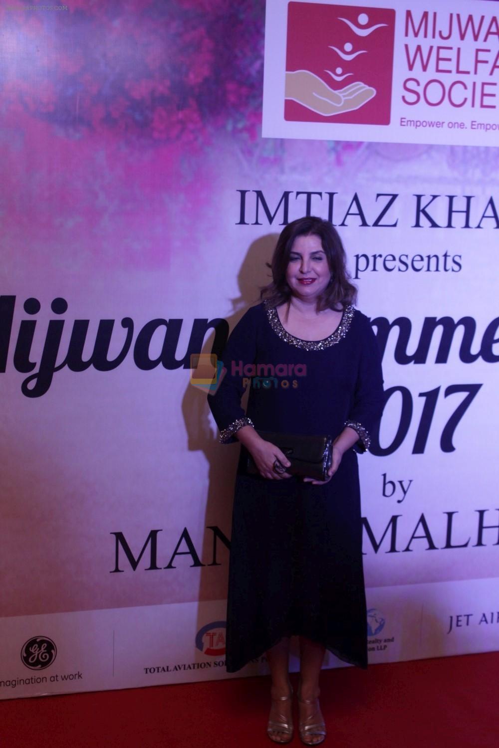 Farah Khan walk the ramp for Mijwan-Summer 2017 Show on 5th March 2017