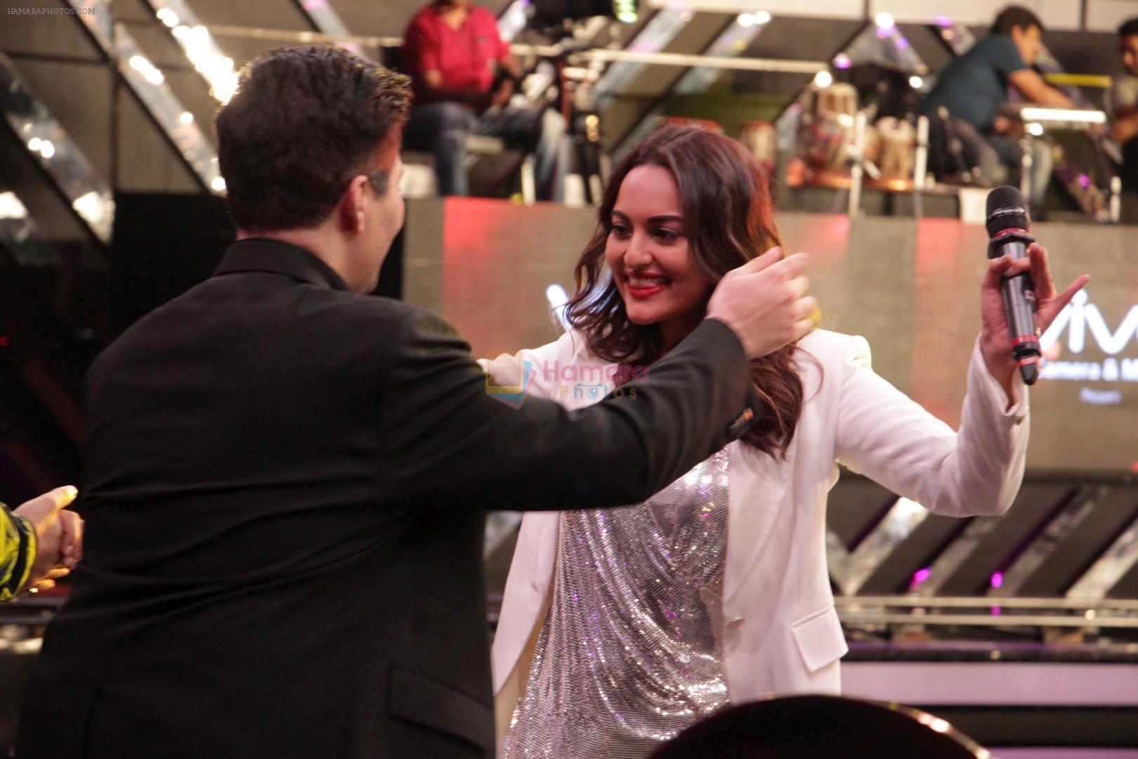 Sonakshi Sinha To Promote Noor & Nach Baliye On The Set Of Dil Hai Hindustani on 31st March 2017