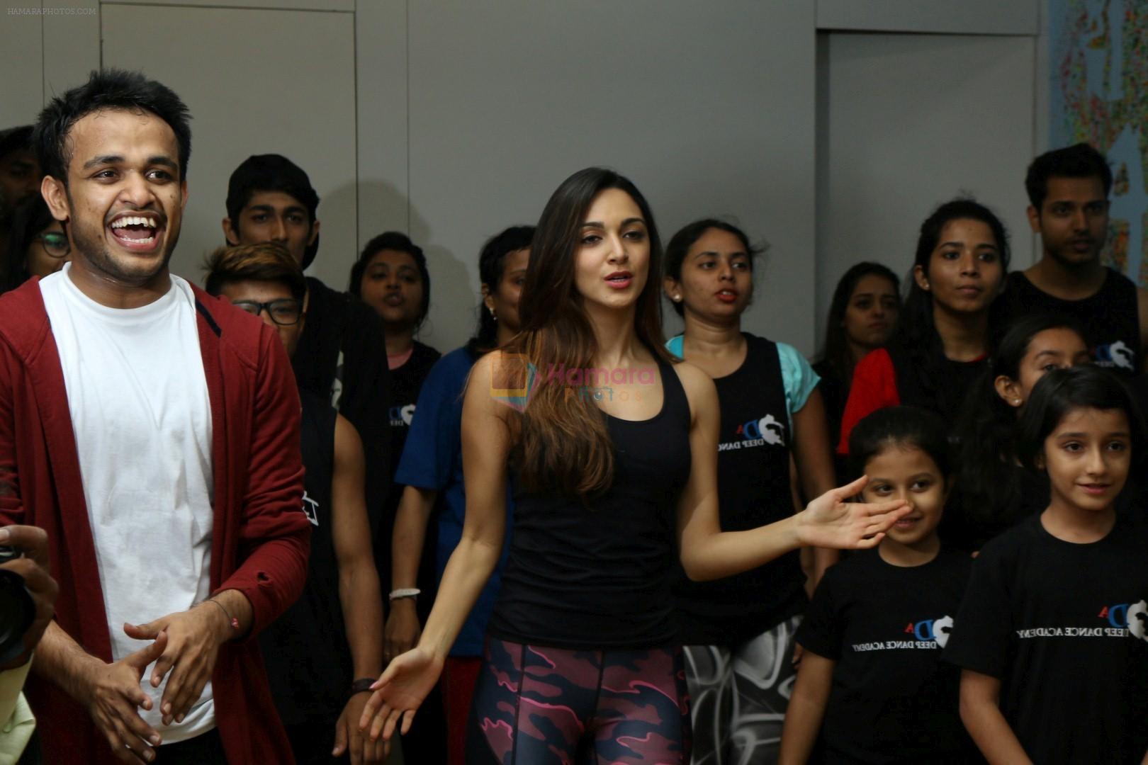 Kiara Advani Groove And Shake A Leg On The Song Of Tu Cheez Badi Hai Mast Mast