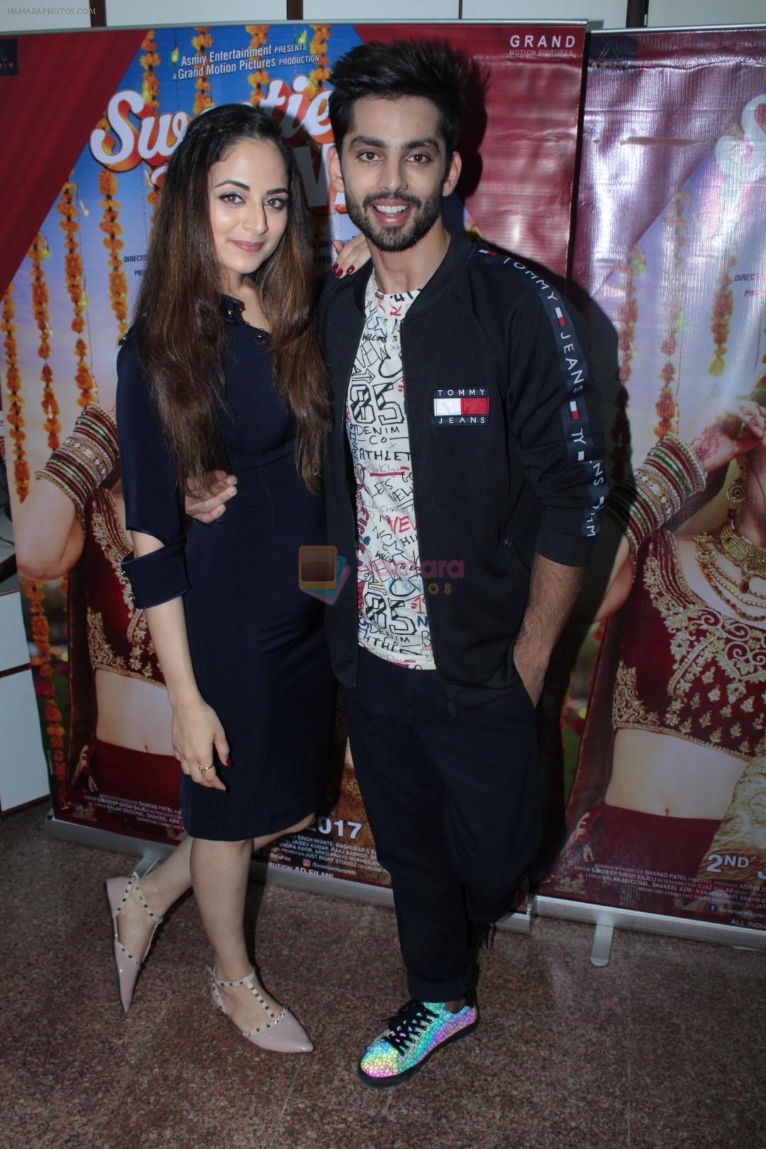 Himansh Kohli, Zoya Afroz at the Promotional Interview for Film Sweetiee Weds NRI on Ist June 2017