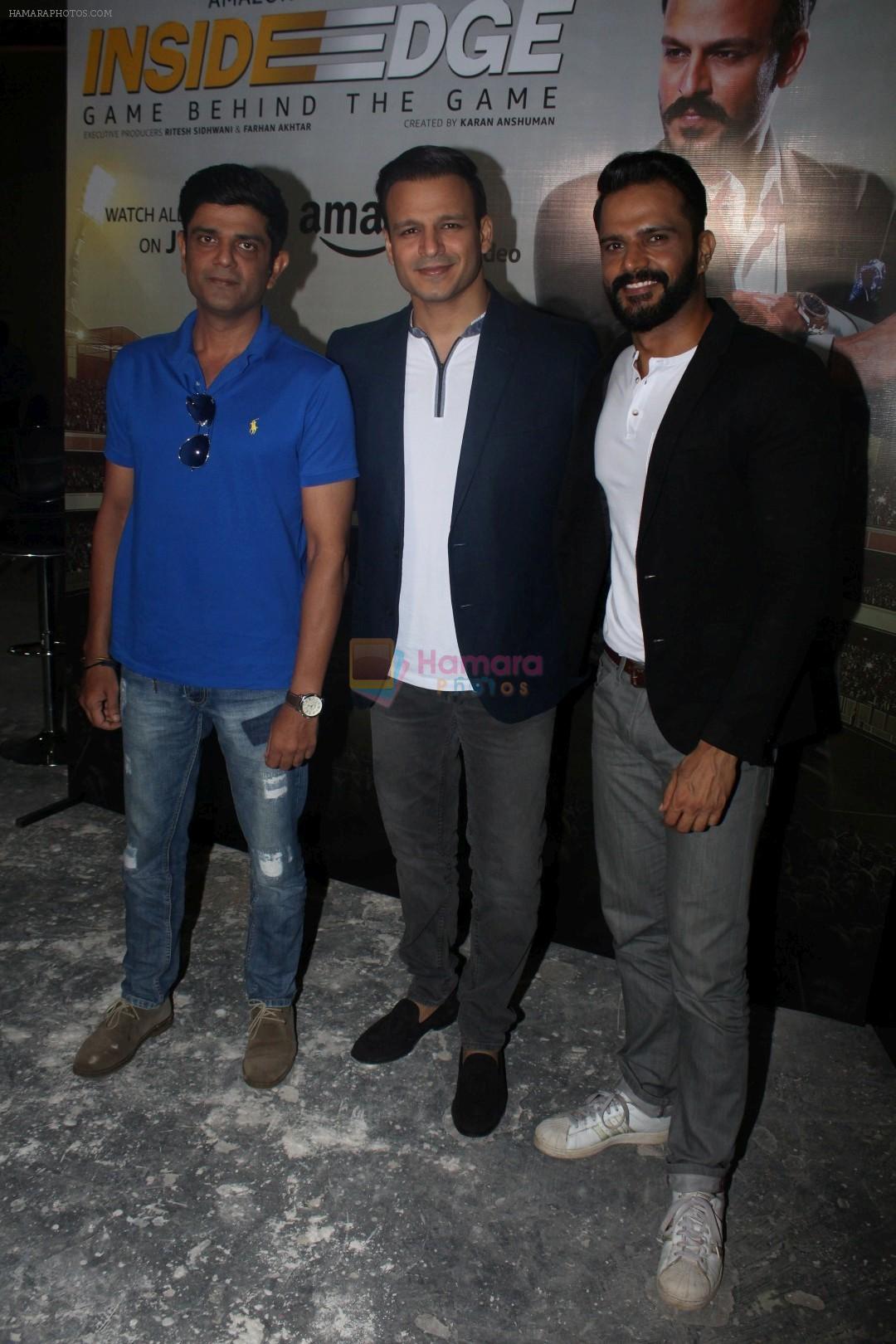 Amit Sial, Vivek Oberoi, Jitin Gulati at the promotion of Inside Edge on 4th July 2017