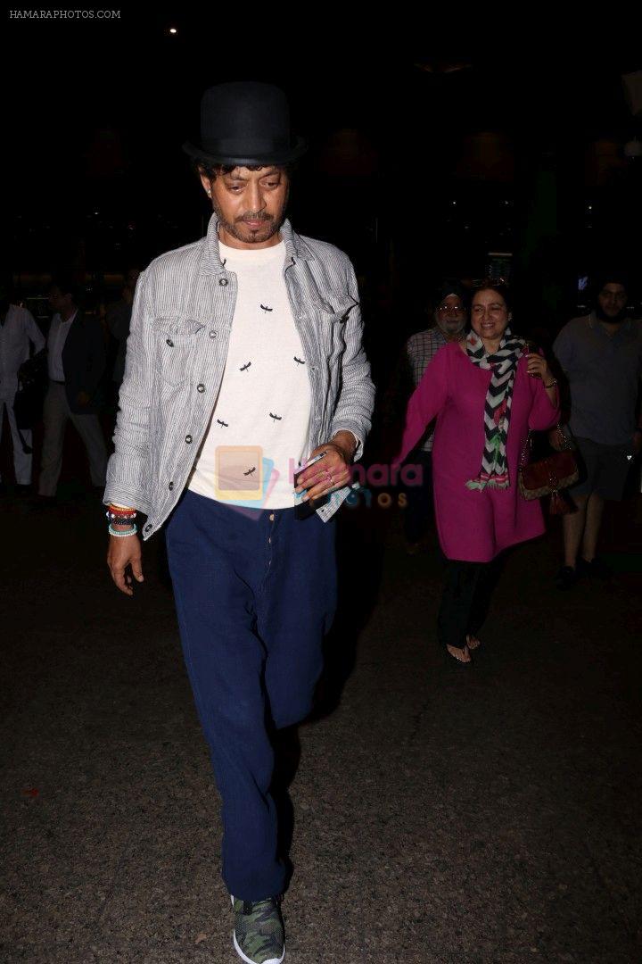 Irrfan Khan Spotted At Airport on 14th July 2017