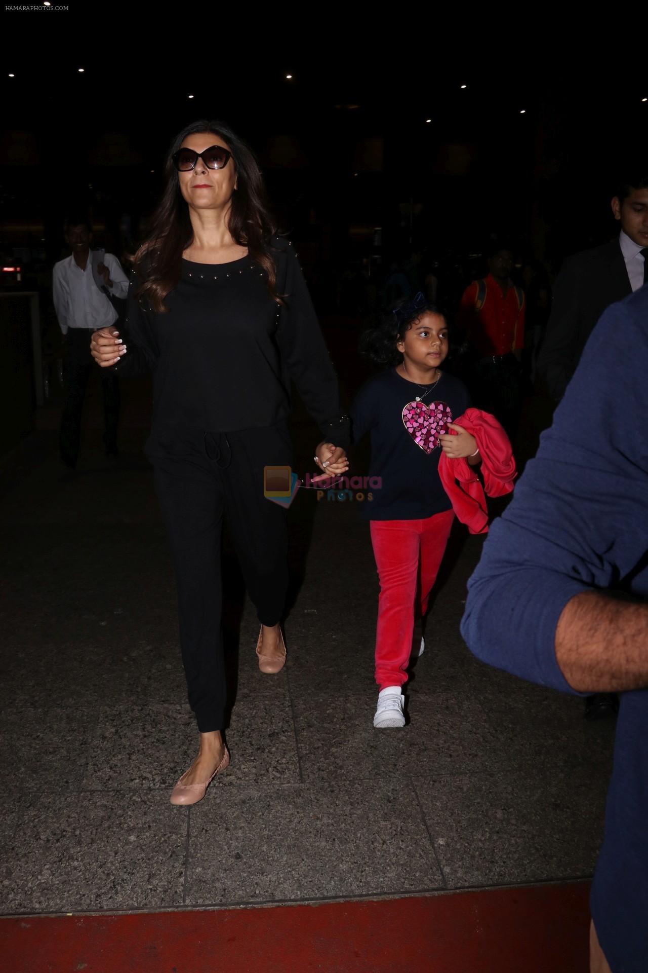 Sushmita Sen Spotted At Airport on 26th July 2017