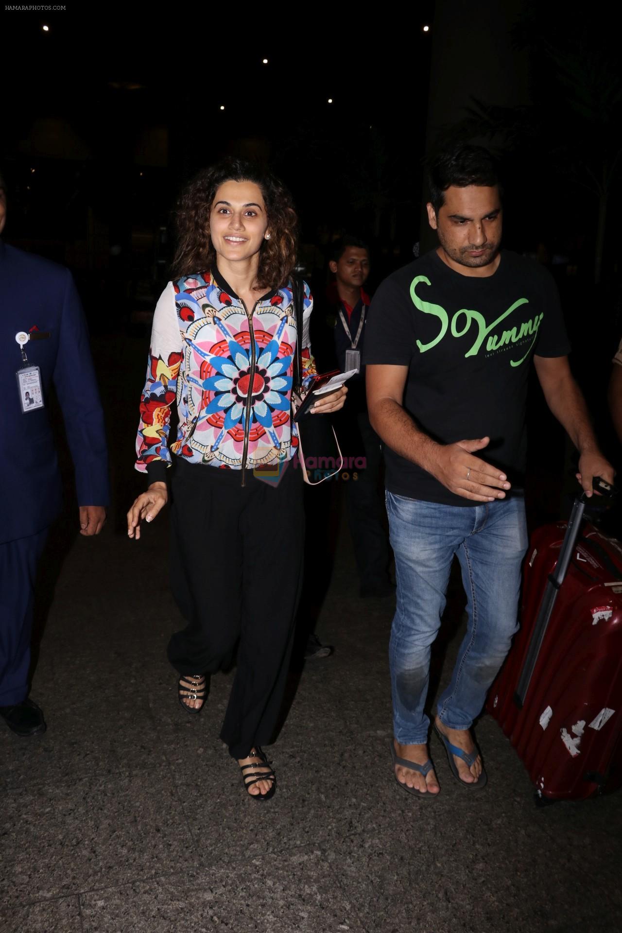 Taapsee Pannu spotted at airport on 29th July 2017