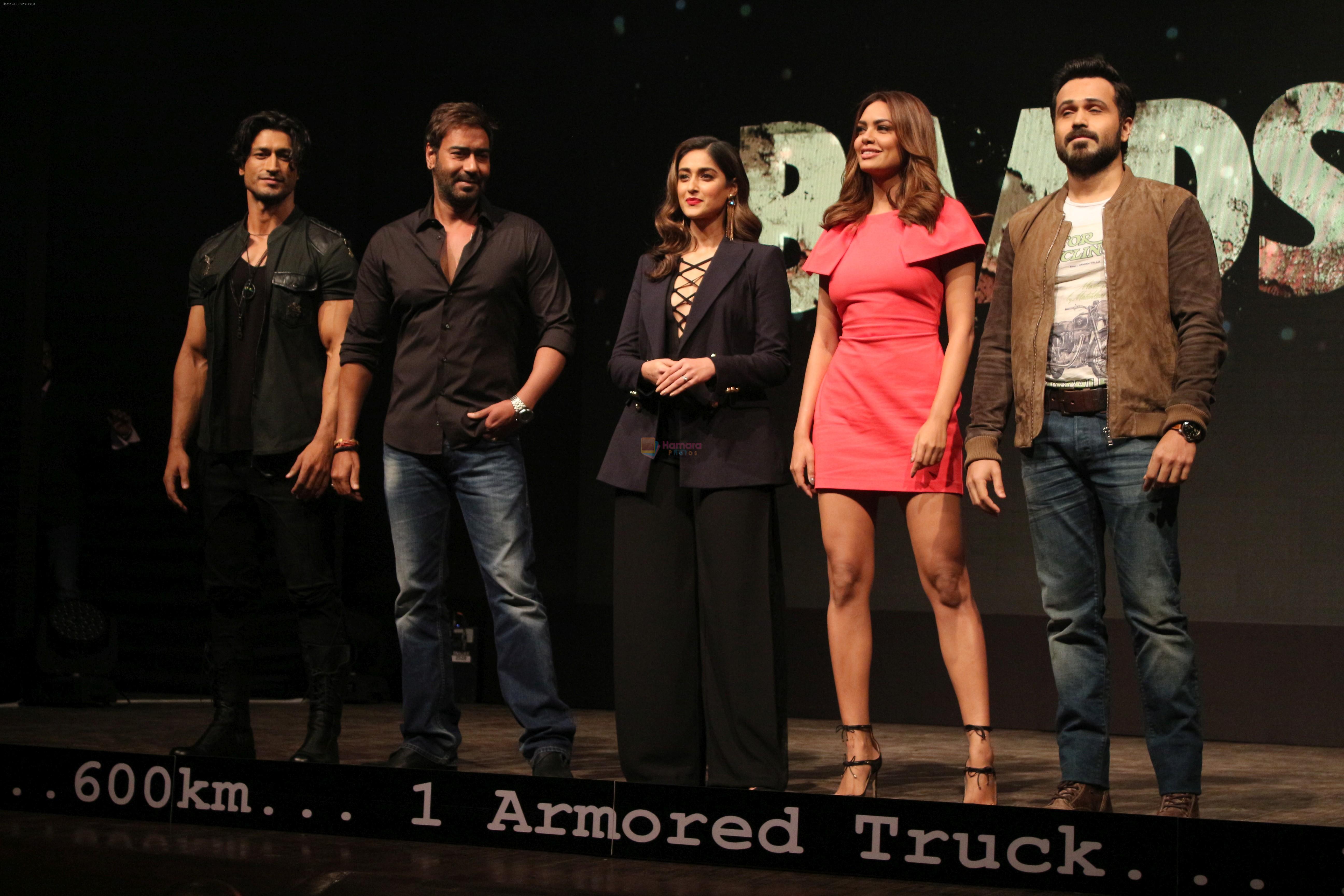 Vidyut Jammwal, Ajay Devgan, Ileana D�Cruz, Esha Gupta, Emraan Hashmi at The Trailer Launch Of Baadshaho on 7th Aug 2017-1