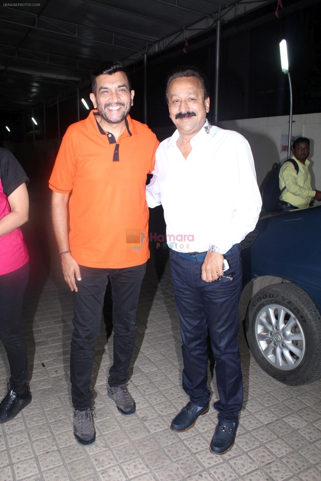 Sanjeev Kapoor, Baba Siddiqui at the Special Screening Of Film Partition 1947 on 17th Aug 2017