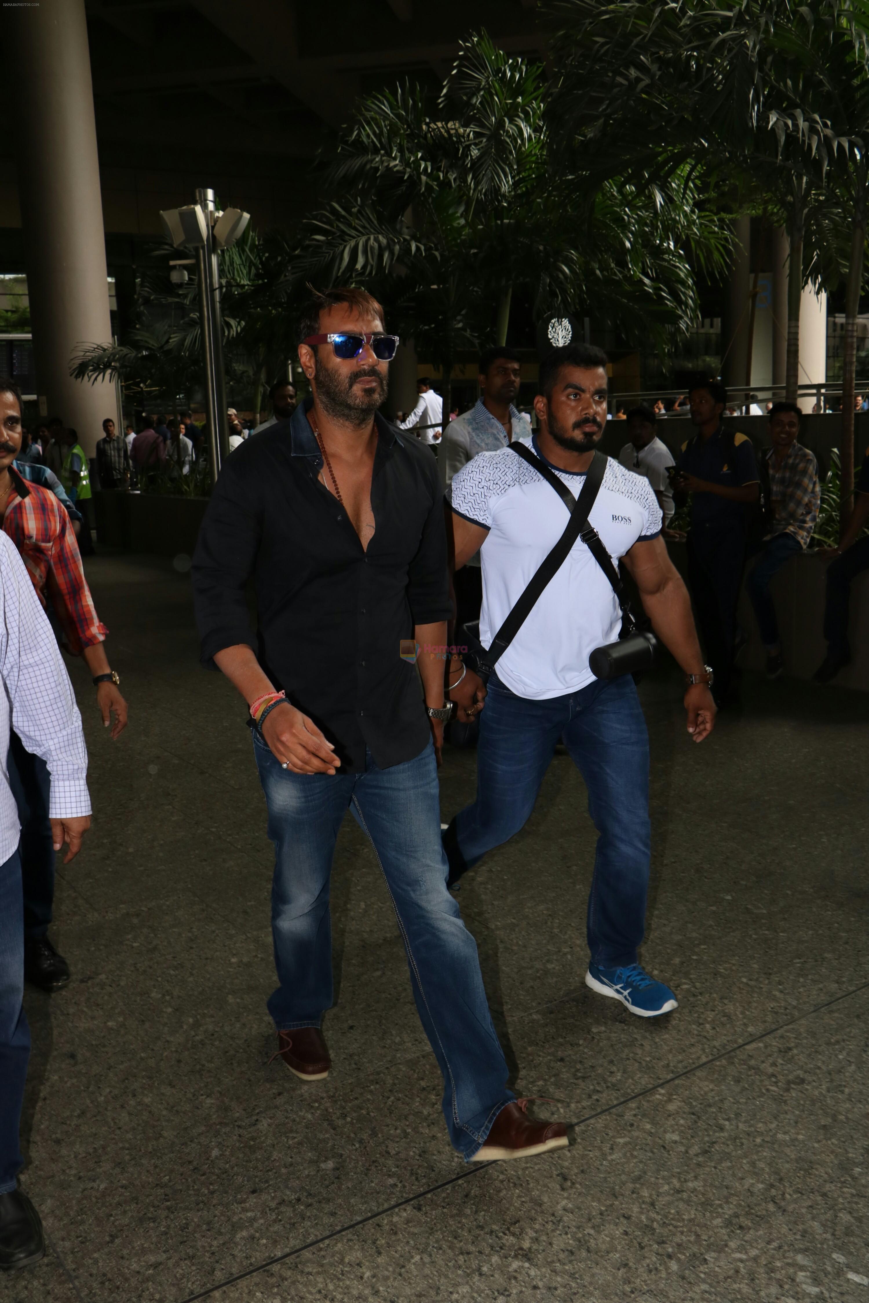 Ajay Devgan Spotted At Airport on 18th Aug 2017