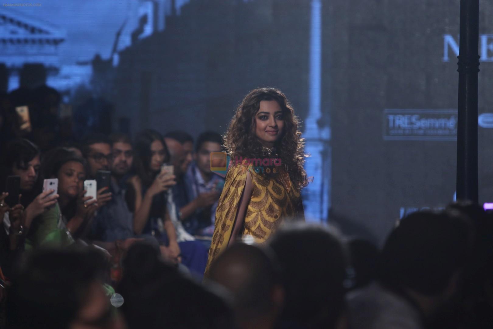 Radhika Apte At Ramp Walk For Shailesh Singhania As A Showstopper For LFW 2017 on 18th Aug 2017
