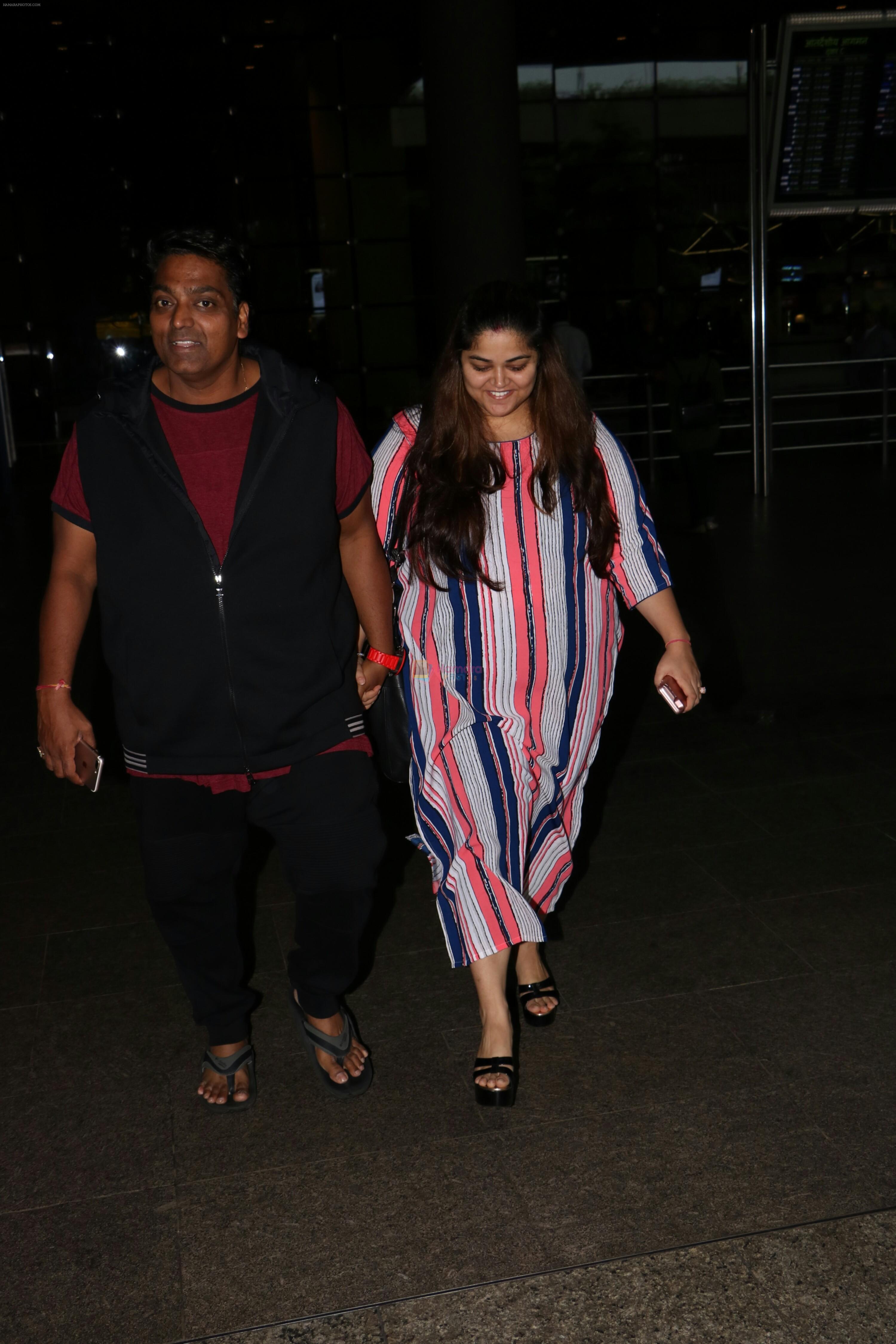 Ganesh Acharya With Wife Spotted At Airport on 28th Aug 2017