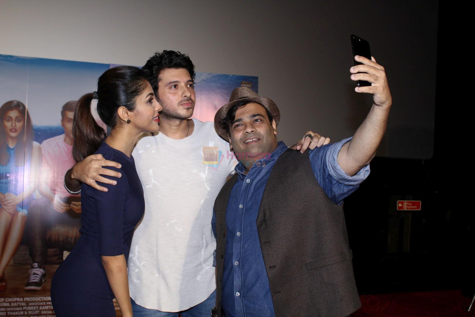 Priya Banerjee, Kiku Sharda, Divyendu Sharma at the Song Launch Of Film 2016 The End on 6th Sept 2017