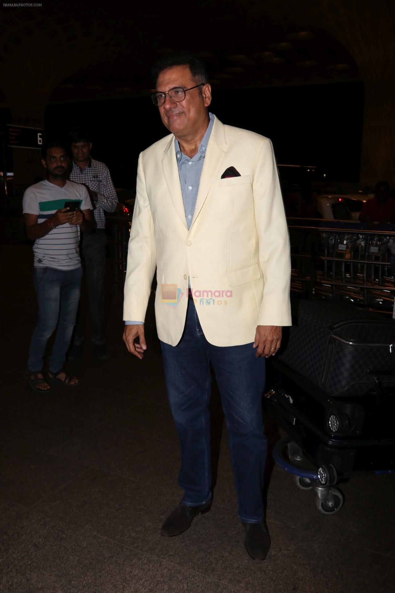 Boman Irani Spotted At Airport on 7th Sept 2017