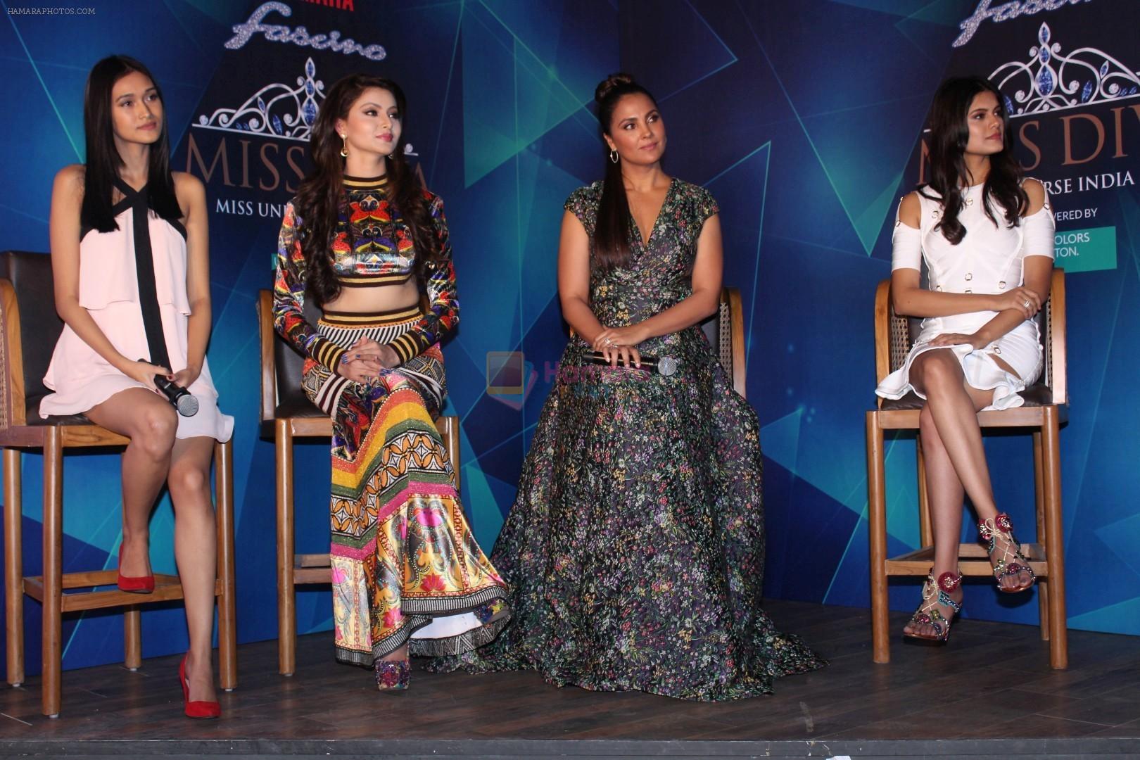 Lara Dutta, Urvashi Rautela at 1st Ever Bloggers Meet Of Yamaha Fascino Miss Diva Miss Universe India 2017 on 8th Sept 2017