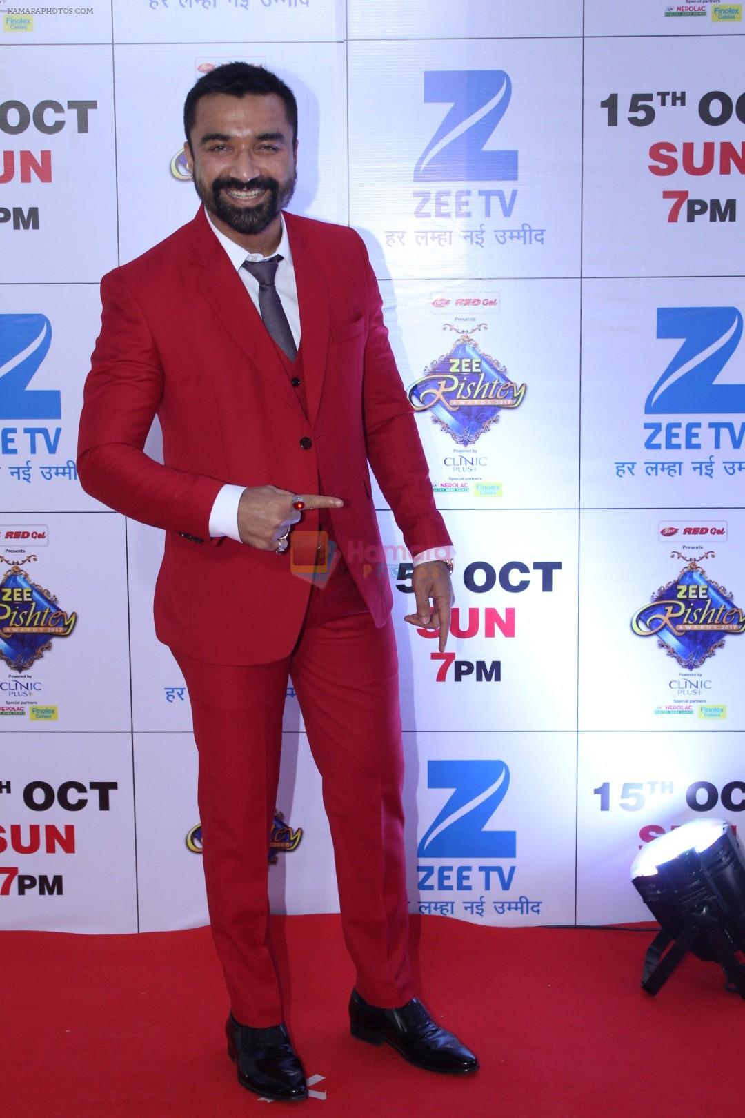 Ajaz Khan at the Red Carpet Of The Grand Celebration Of Zee Rishtey Awards 2017 on 10th Sept 2017