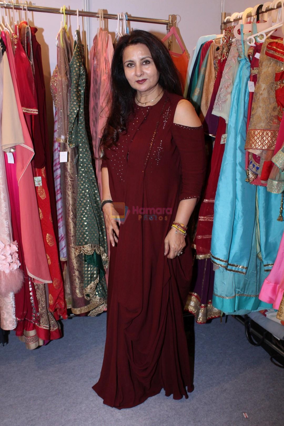 Poonam Dhillon at the Launch Of Padmini Kolhapure & Poonam Dhillon Collection Vivaha on 22nd Sept 2017