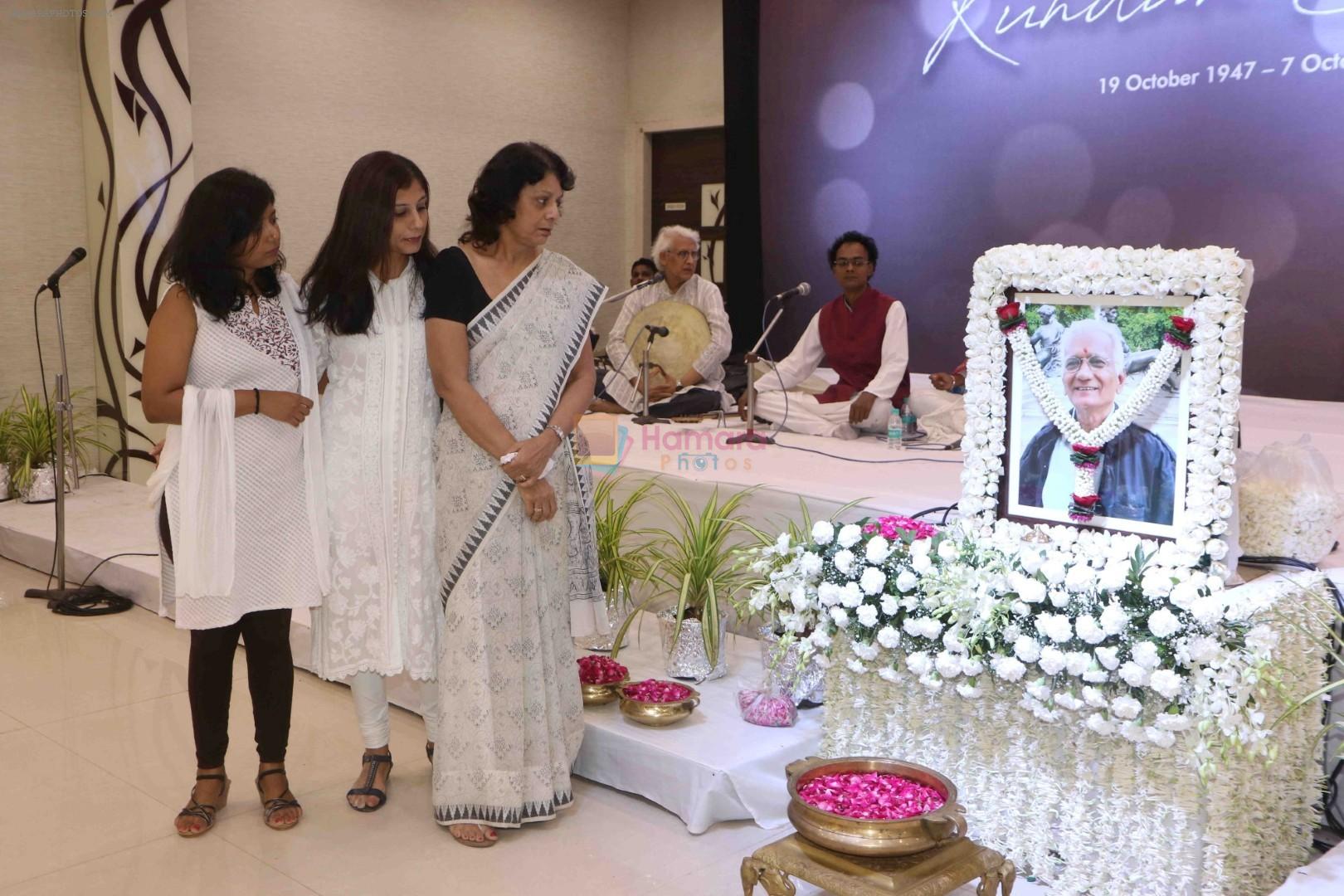 At Late Kundan Shah's Prayer Meet on 10th Oct 2017