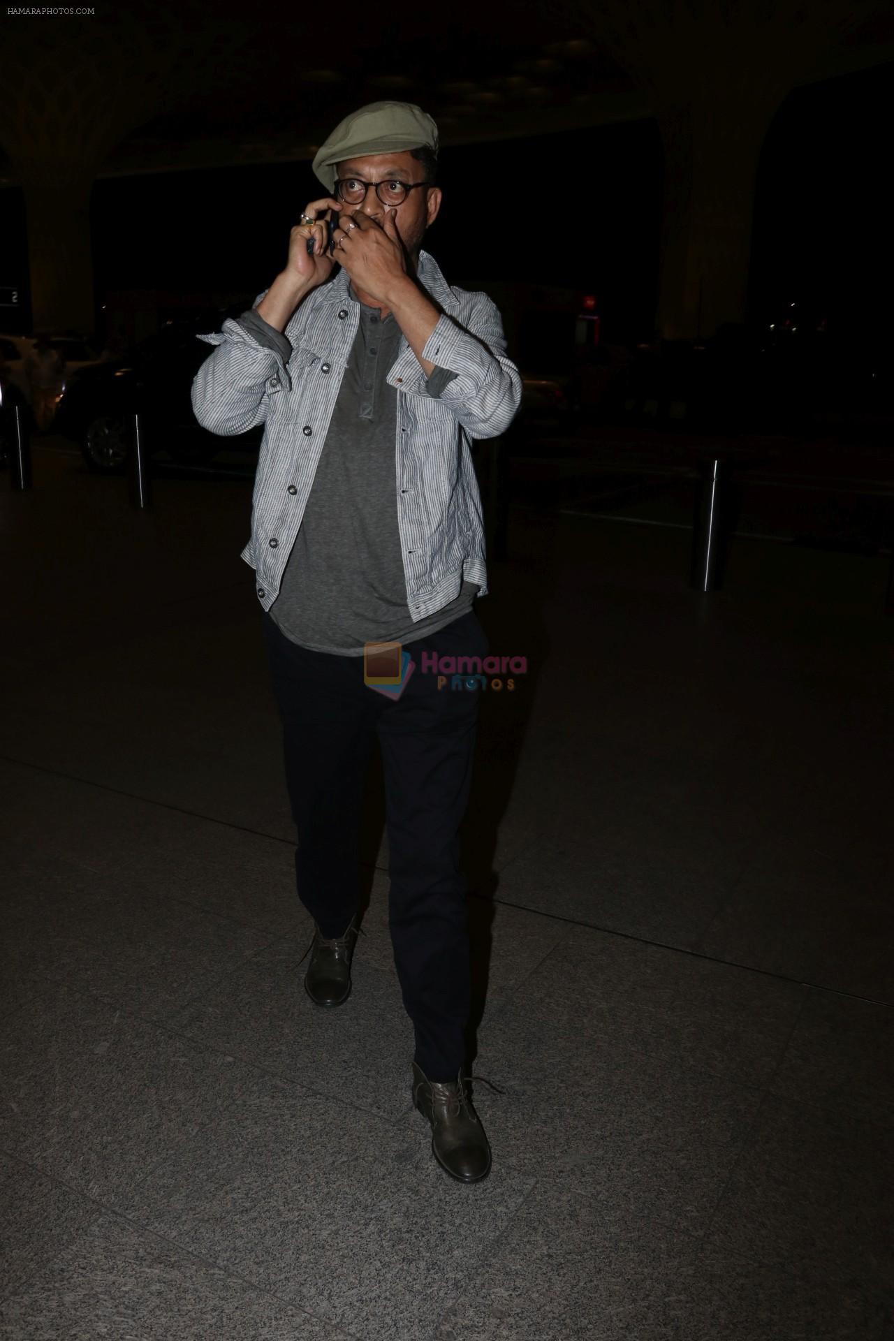 Irrfan Khan Spotted At Airport on 12th Oct 2017