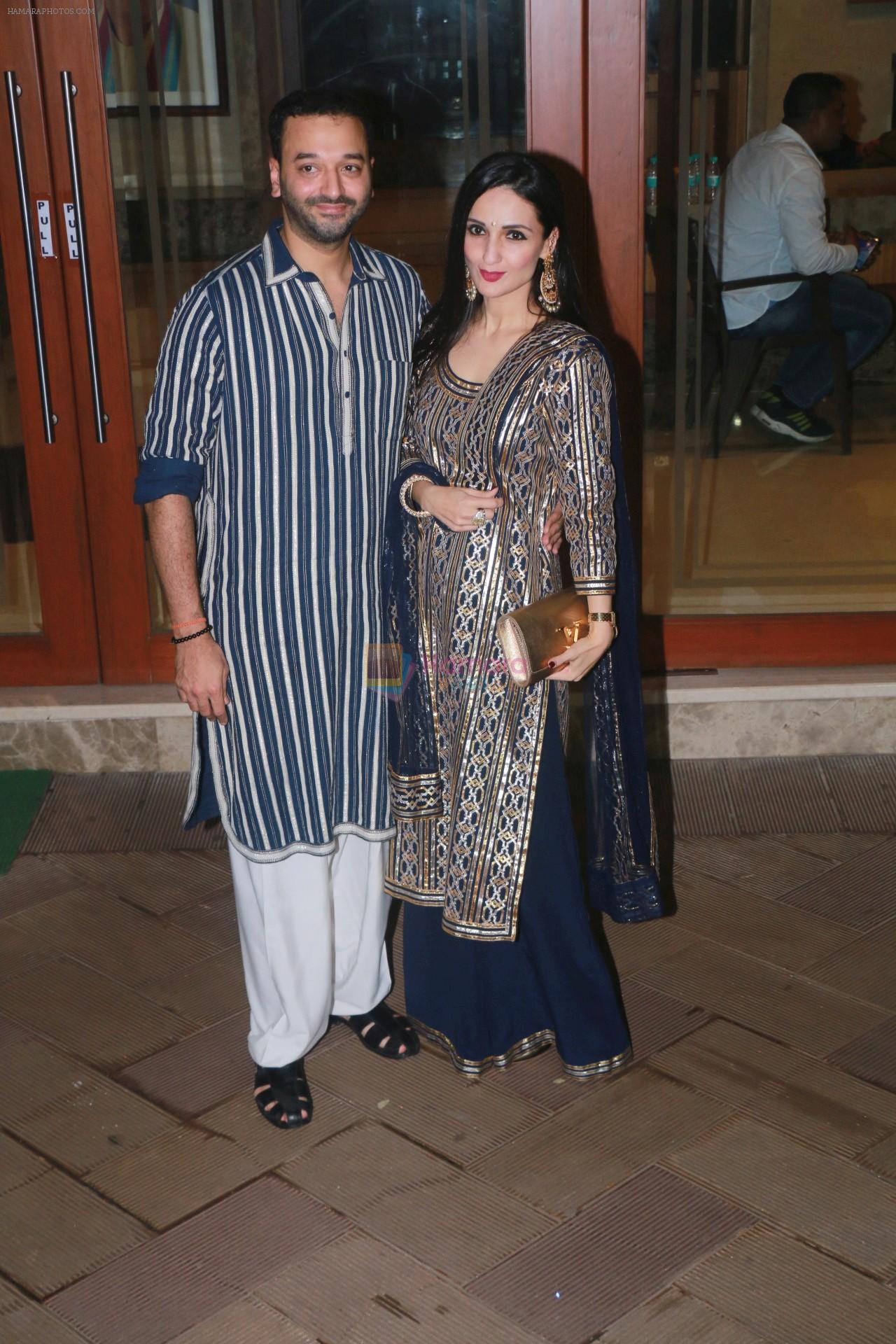 Anu Dewan at Sanjay Dutt's Diwali party on 20th Oct 2017