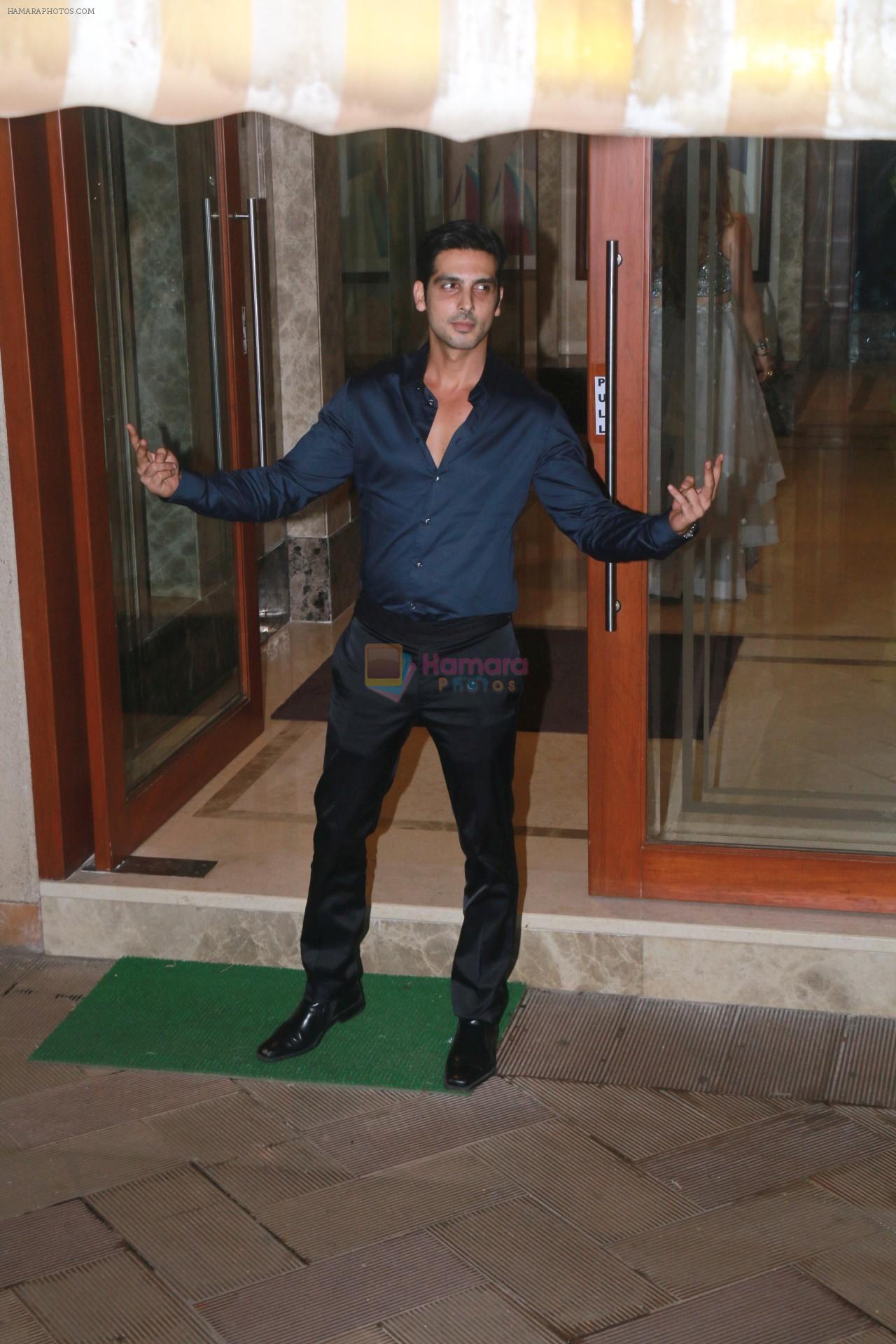 Zayed Khan at Sanjay Dutt's Diwali party on 20th Oct 2017