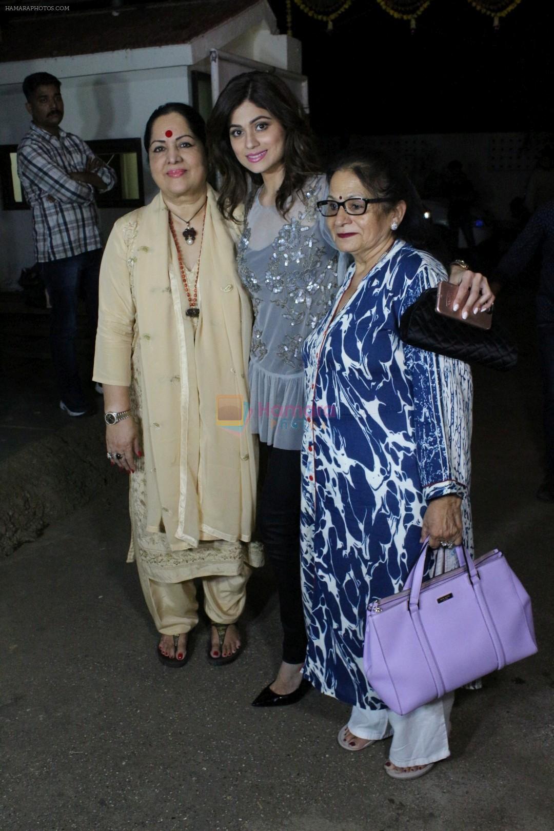 Shamita Shetty, Sunanda Shetty at the Special Screening Of Film Jia Aur Jia on 26th Oct 2017-1