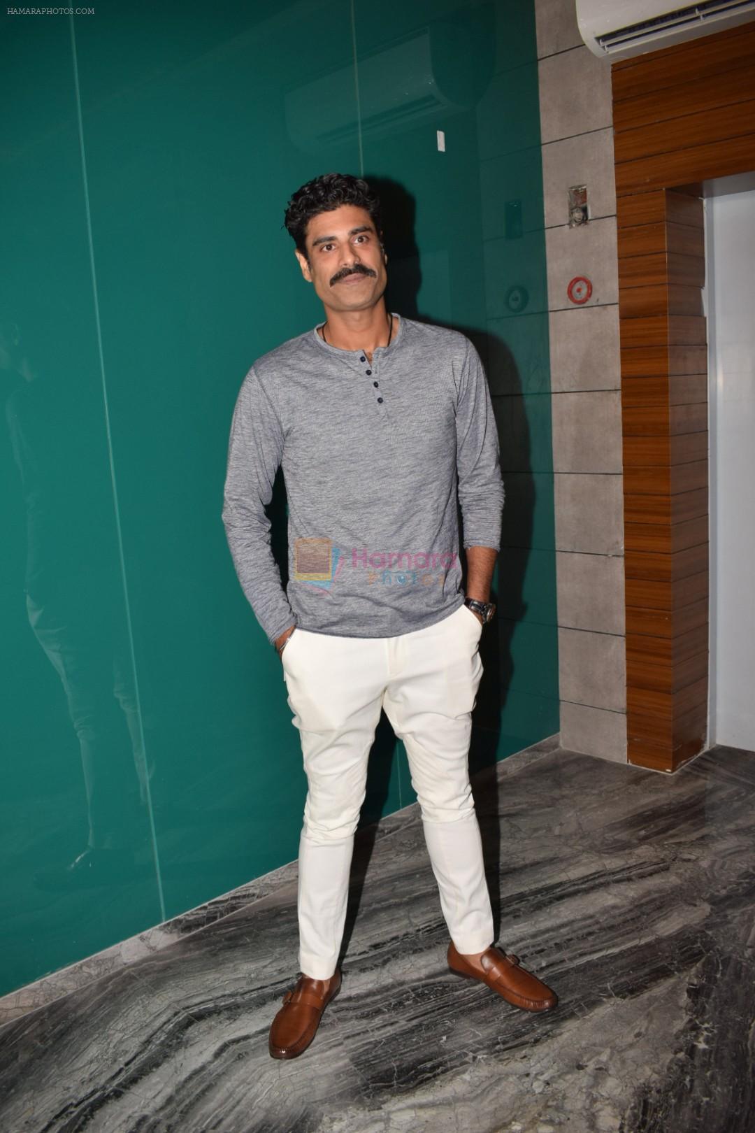 Sikander Kher at the Success Party Of Secret Superstar Hosted By Advait Chandan on 26th Oct 2017