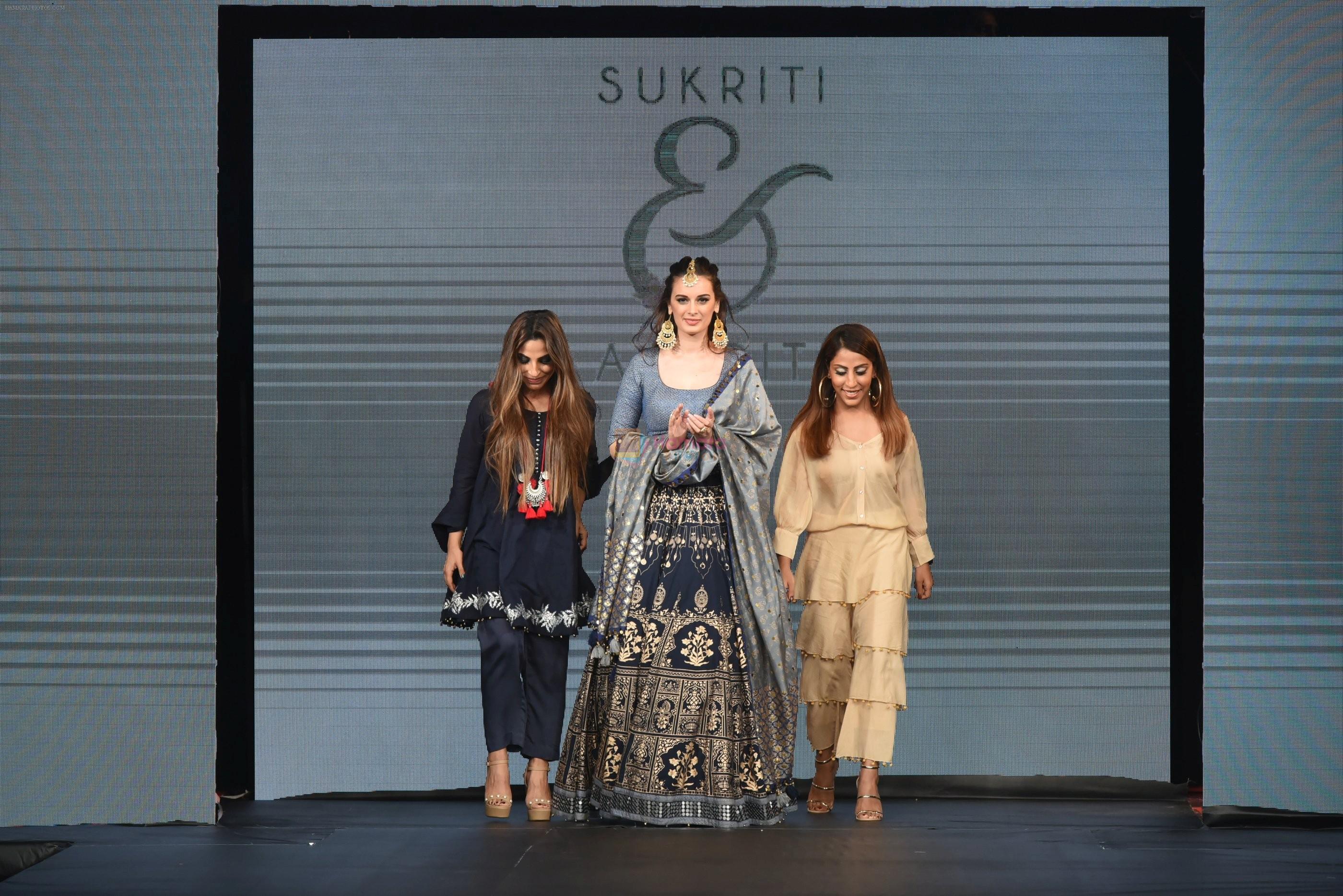 Evelyn Sharma walked on the Ramp for Sukriti and Akriti at IBFW day 2 (Goa) on 28th Oct 2017