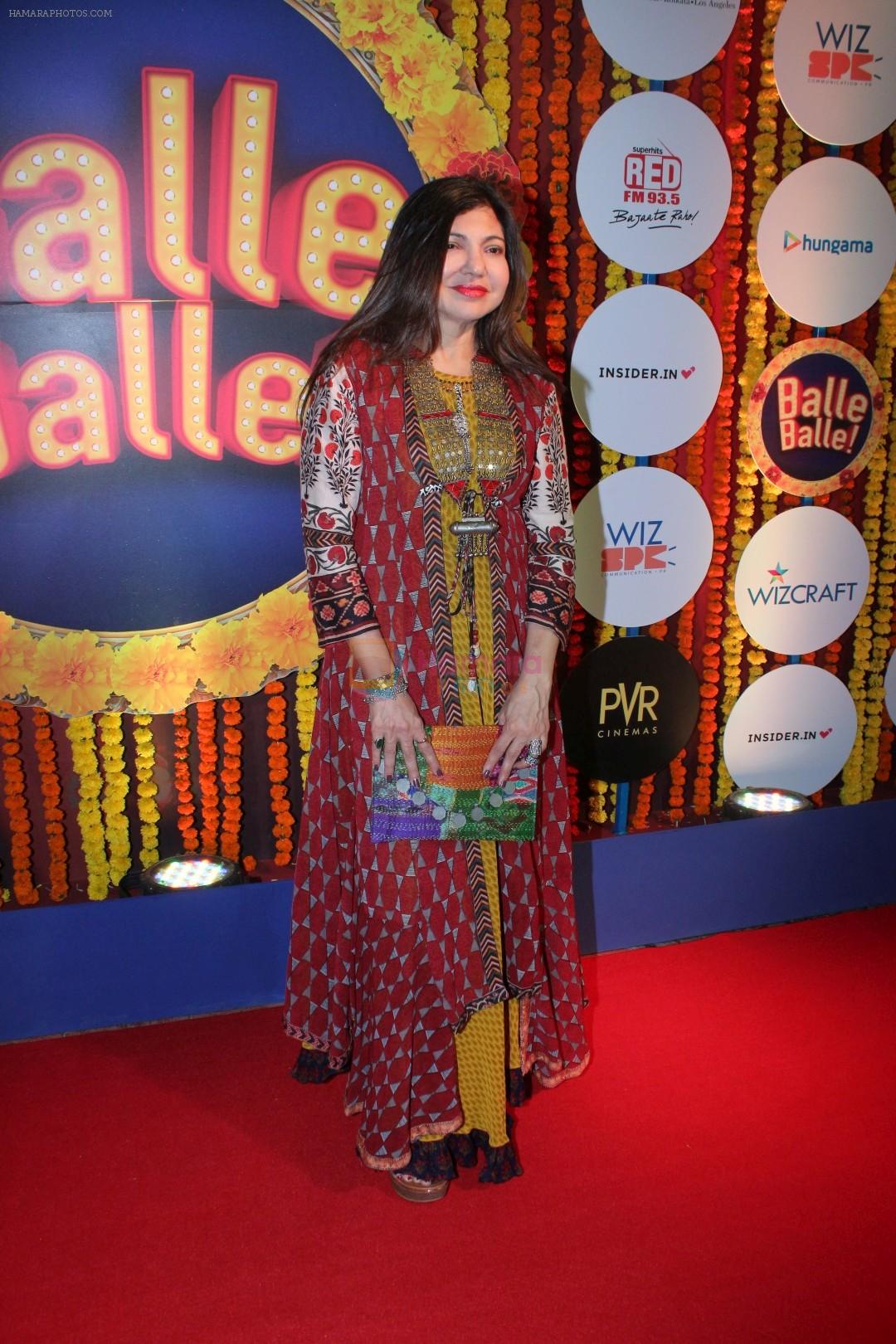 Alka Yagnik at Balle Balle A Bollywood Musical Concert on 9th Nov 2017