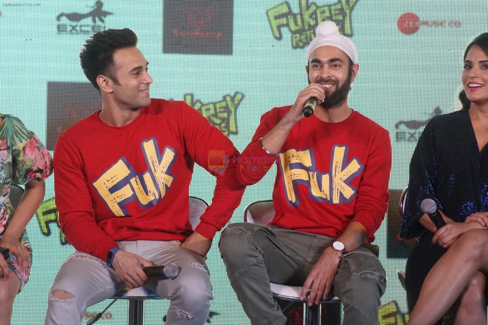Richa Chadda, Pulkit Samrat, Manjot Singh with Fukrey Team At Song Launch Of Film Fukrey Returns Mehbooba on 15th Nov 2017