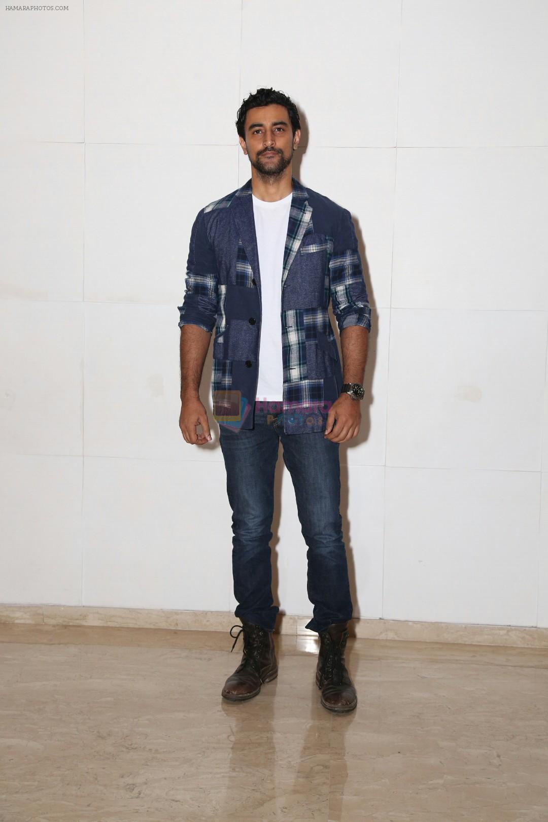 Kunal Kapoor at a party for Ed Sheeran hosted by Farah Khan at her house on 19th Nov 2017