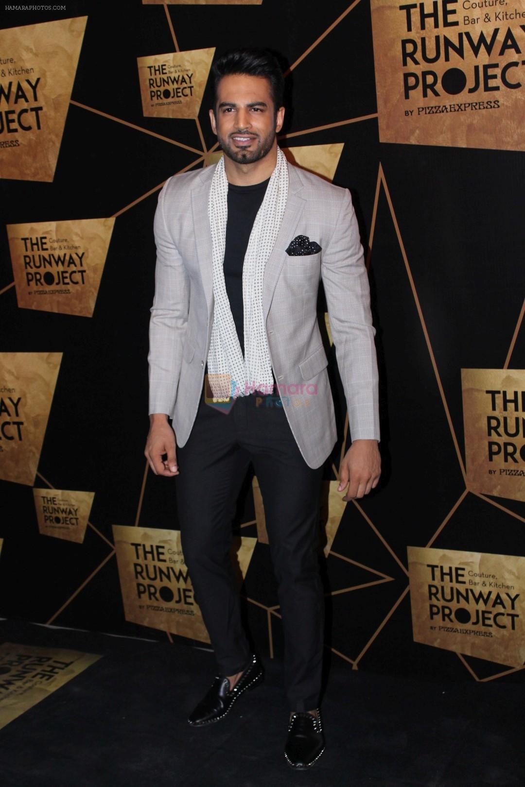 Upen Patel at the Red Carpet Of The Runway Project on 20th Nov 2017