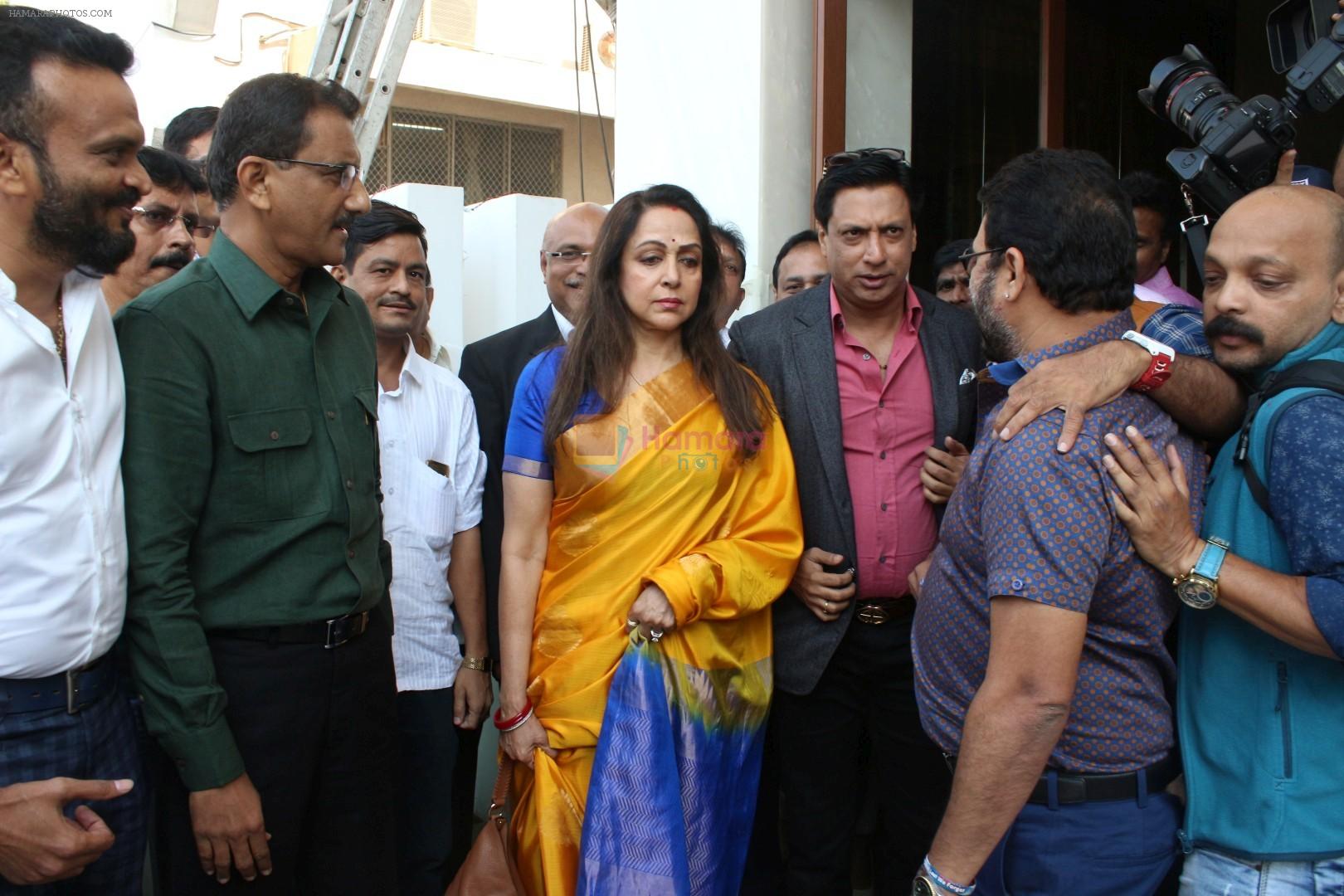 Hema Malini at the Launch Of One For All-All For One A Tribute To The Indian Soldier on 29th Nov 2017