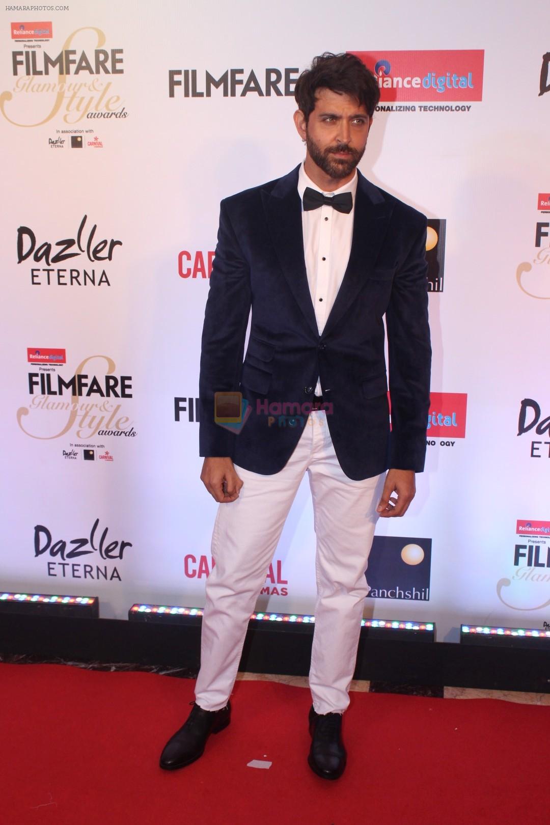 Hrithik Roshan at the Red Carpet Of Filmfare Glamour & Style Awards on 1st Dec 2017