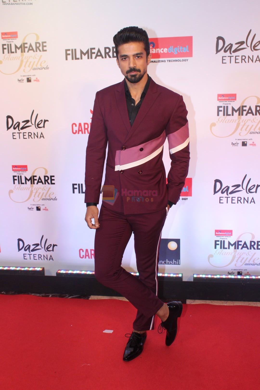 Saqib Saleem at the Red Carpet Of Filmfare Glamour & Style Awards on 1st Dec 2017