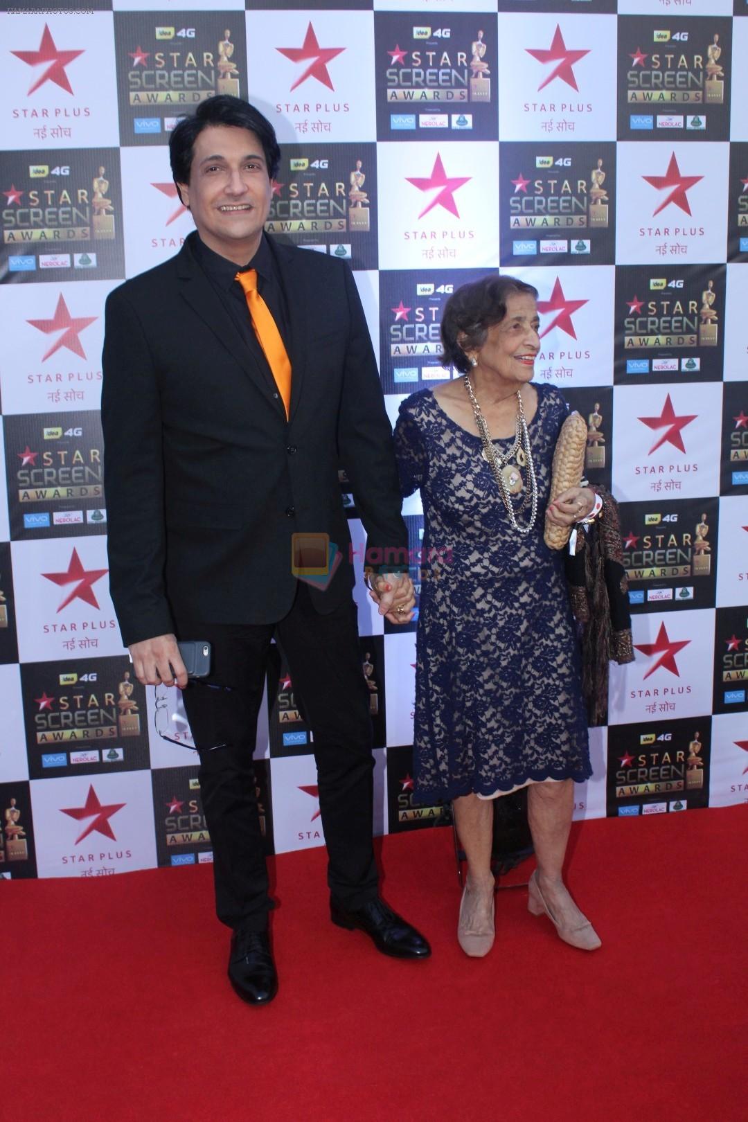 Shiamak Dawar at the Red Carpet of Star Screen Awards in Mumbai on 3rd Dec 2017