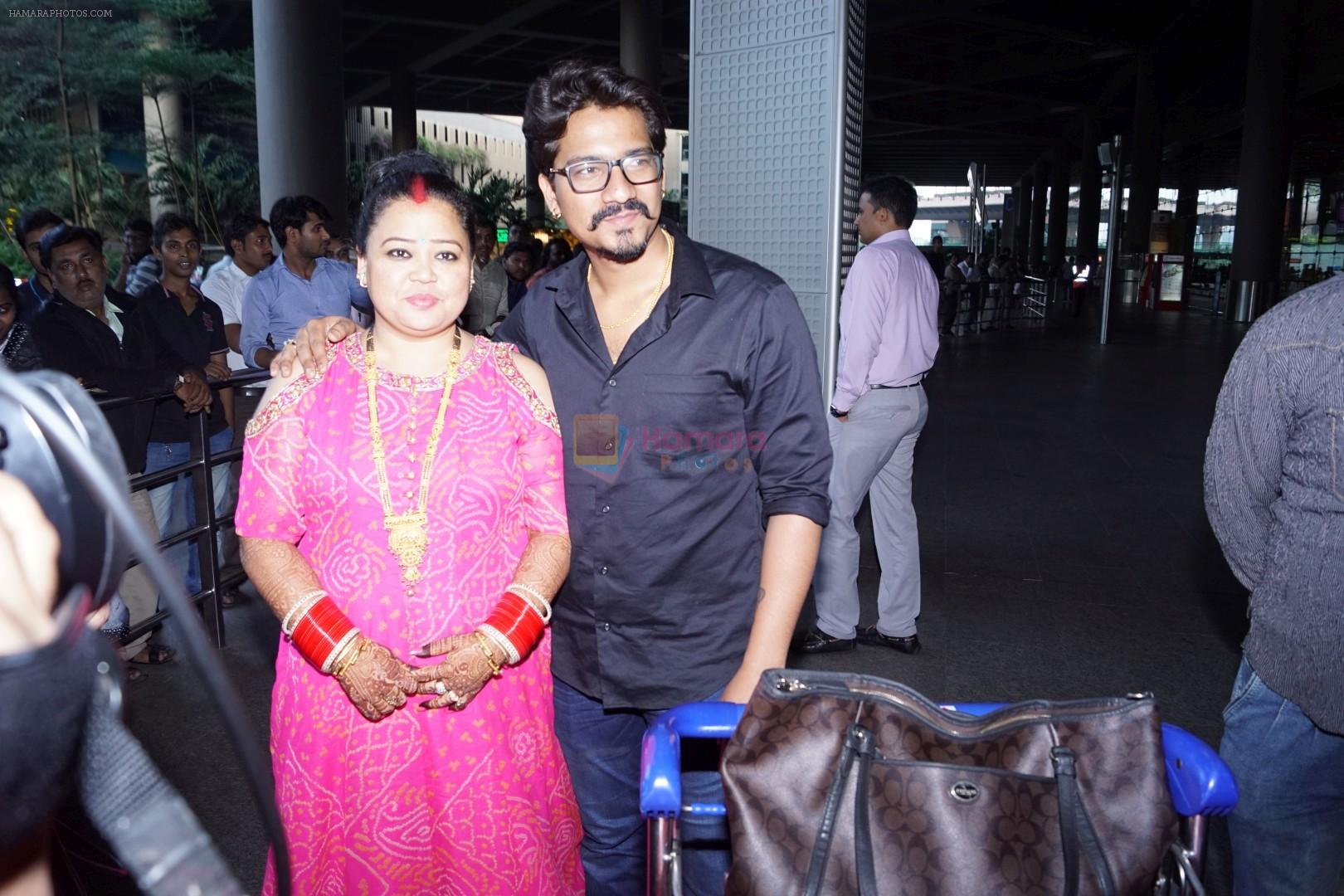 Bharti Singh and Harsh Limbachiyaa spotted in Mumbai After Marriage on 6th Dec 2017