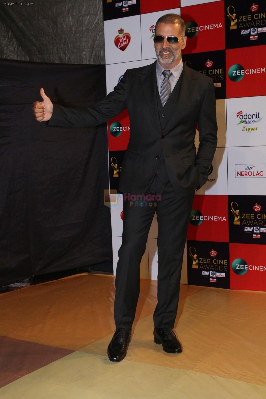 Akshay Kumar at the Red Carpet Event Of Zee Cine Awards 2018 on 19th Dec 2017