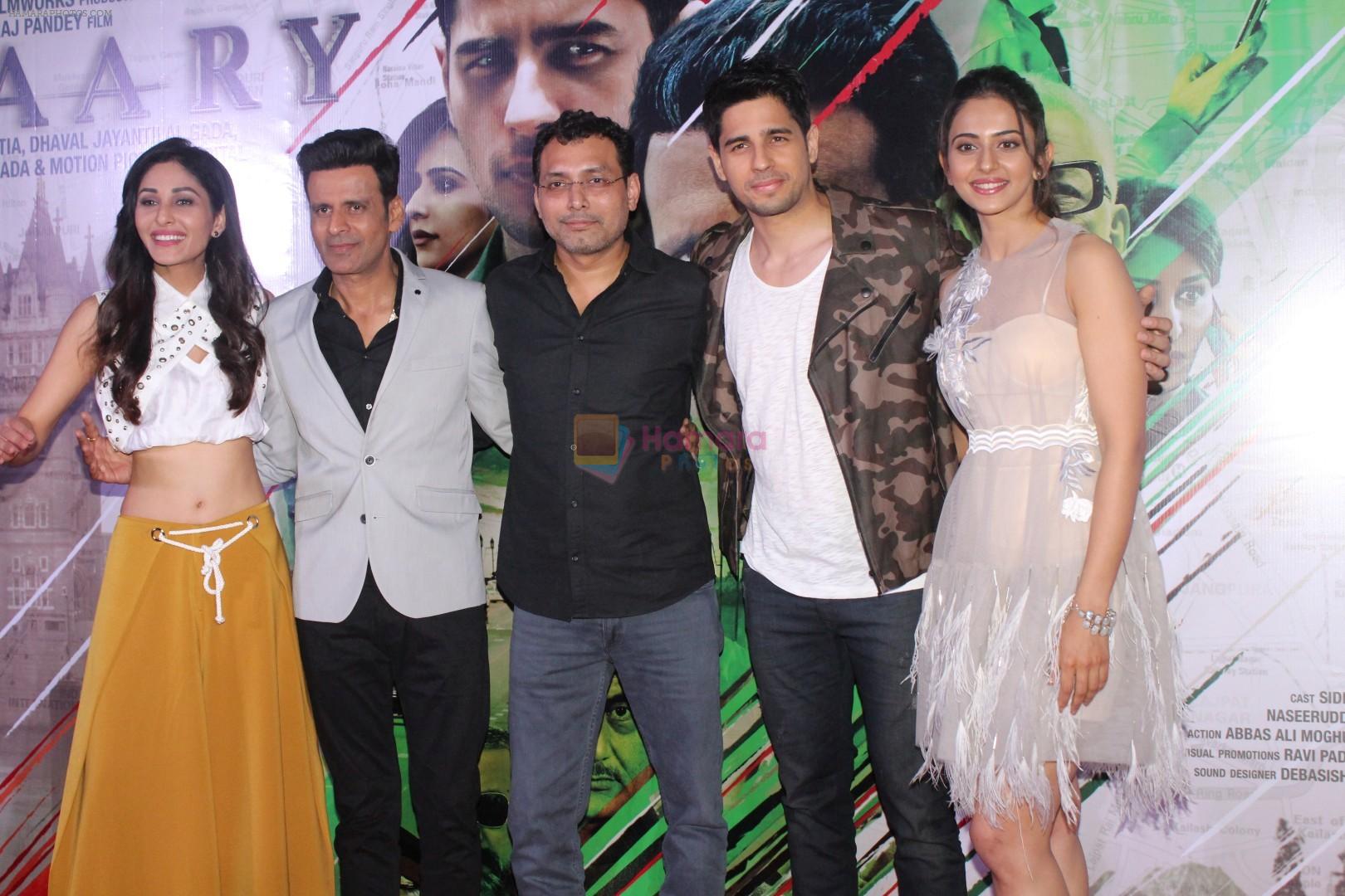 Sidharth Malhotra, Manoj Bajpayee, Rakul Preet Singh, Pooja Chopra, Neeraj Pandey at the Trailer Launch of Film Aiyaary on 19th Dec 2017