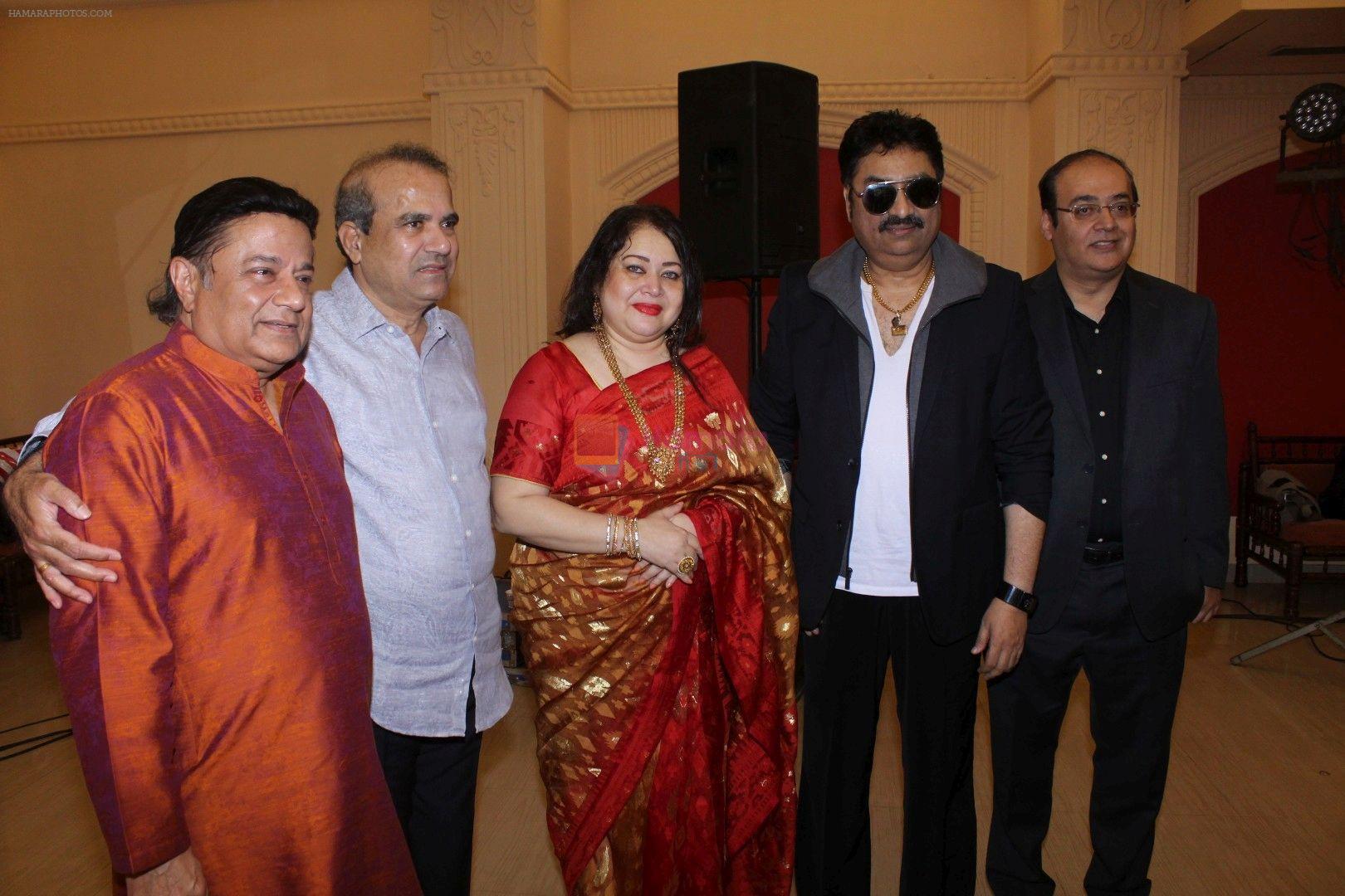 Anup Jalota, Suresh Wadkar, Kumar Sanu at the launch of New Album Tum Bin on 22nd Dec 2017