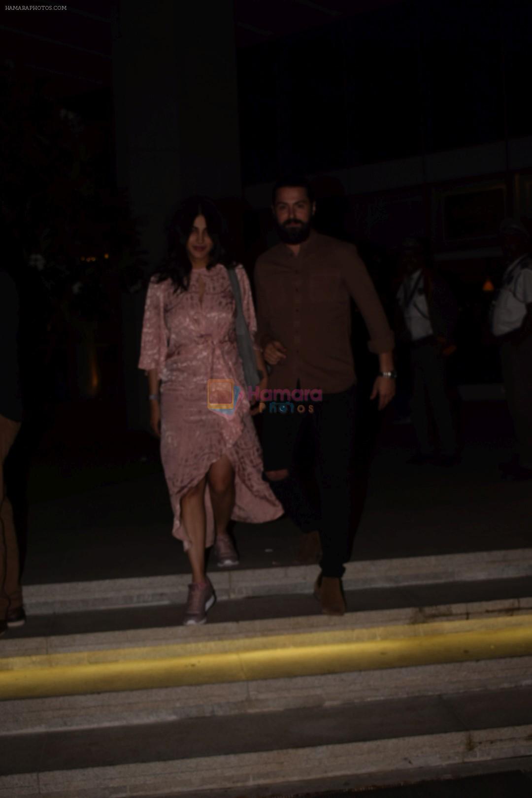 Shruti Haasan and her boyfriend spotted at bkc bandra on 31st Dec 2017