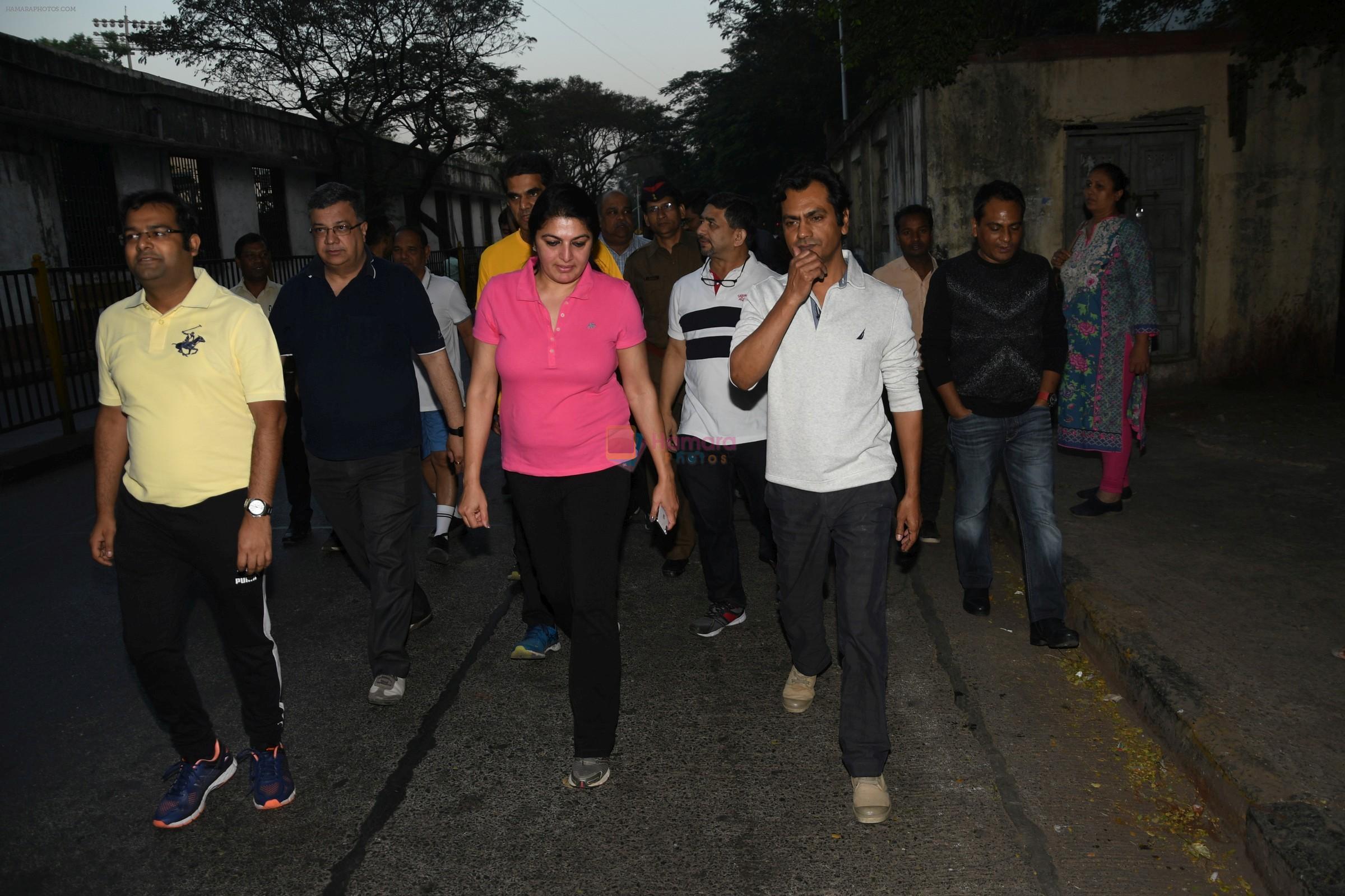 Manpreet Arya  ( Additional Commissioner Mumbai Central GST) with Nawazuddin Siddique during Morning walk organised by MUMBAI CENTRAL CGST COMMISSIONRATE